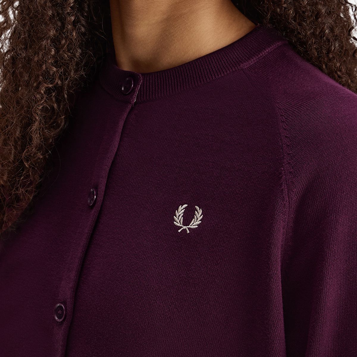 프레드페리(FRED PERRY) [Womens] 오버사이즈드 크루넥 가디건 - 플럼 AFPF2G33141-37C