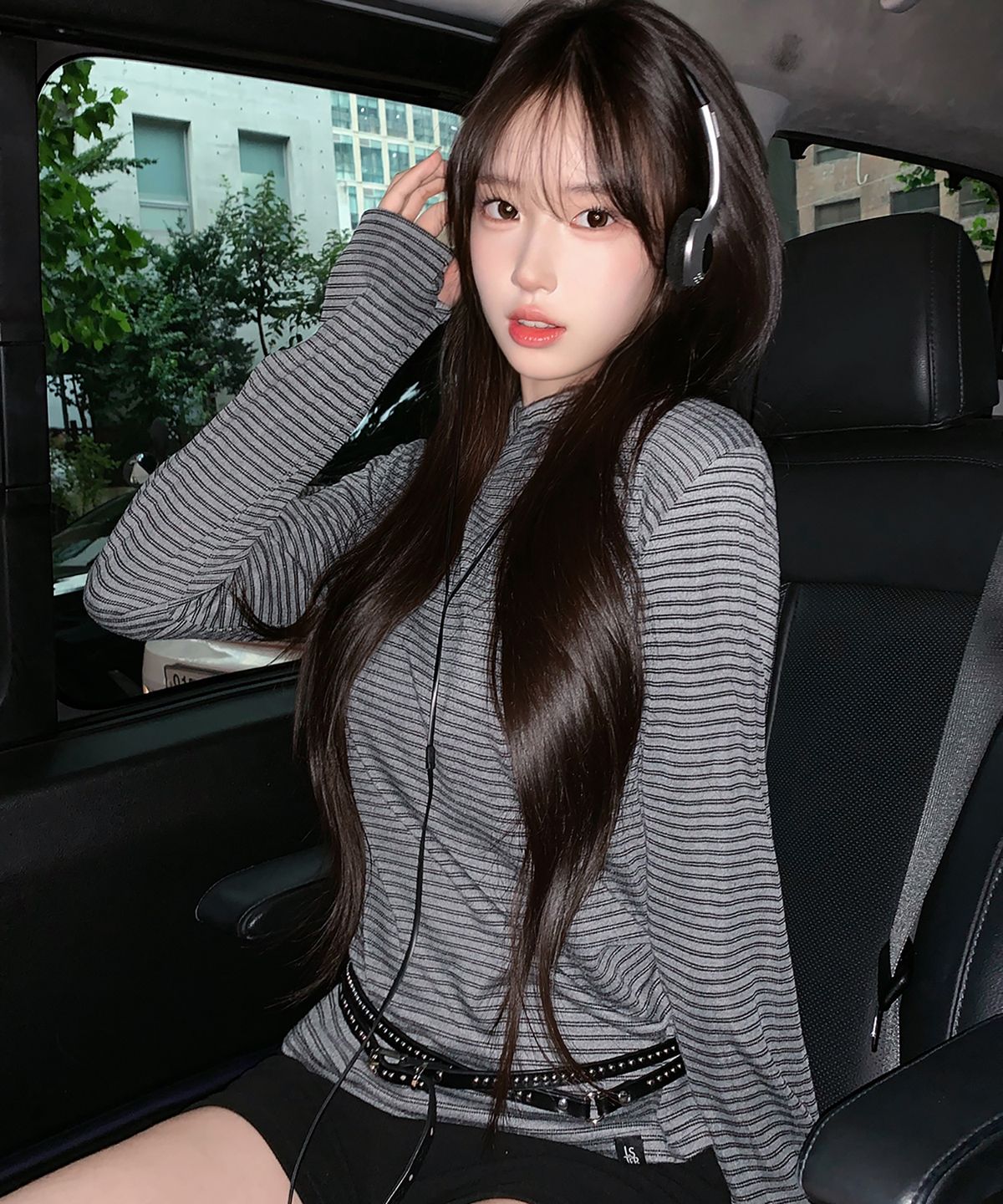 레세터(LESSETTER) 버튼 모크넥 롱 슬리브_(2COLOR)