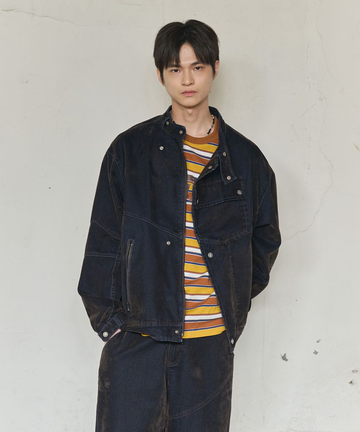 논타입(NONTYPE) VELVET  DIAGONAL BIKER DENIM JACKET (BLUE)