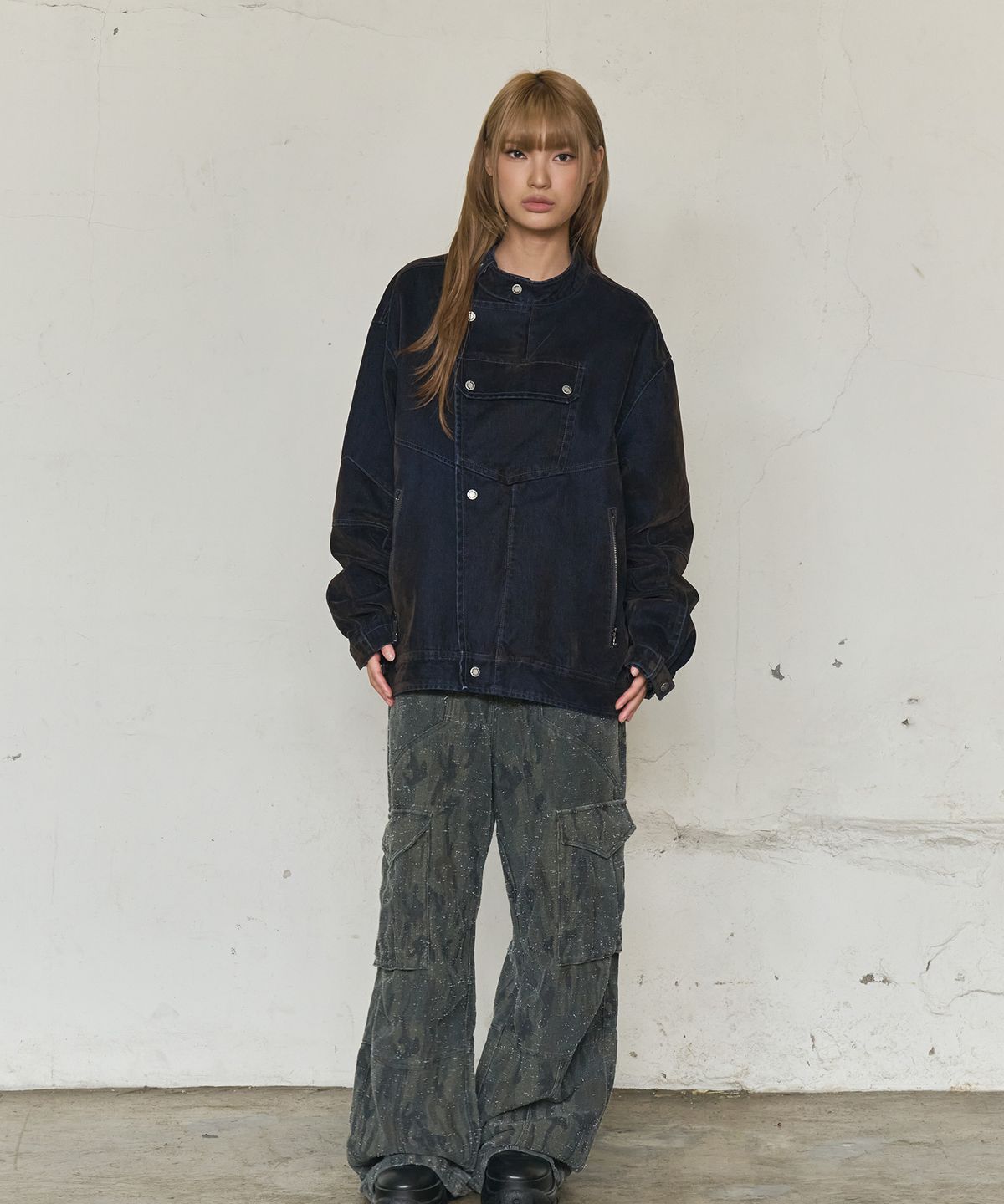 논타입(NONTYPE) VELVET  DIAGONAL BIKER DENIM JACKET (BLUE)