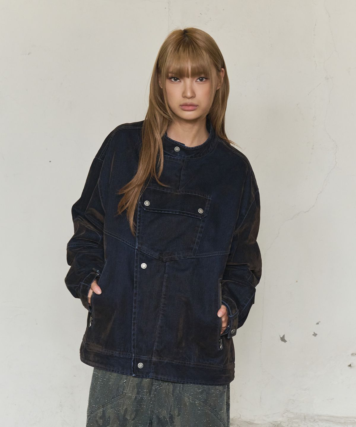 논타입(NONTYPE) VELVET  DIAGONAL BIKER DENIM JACKET (BLUE)