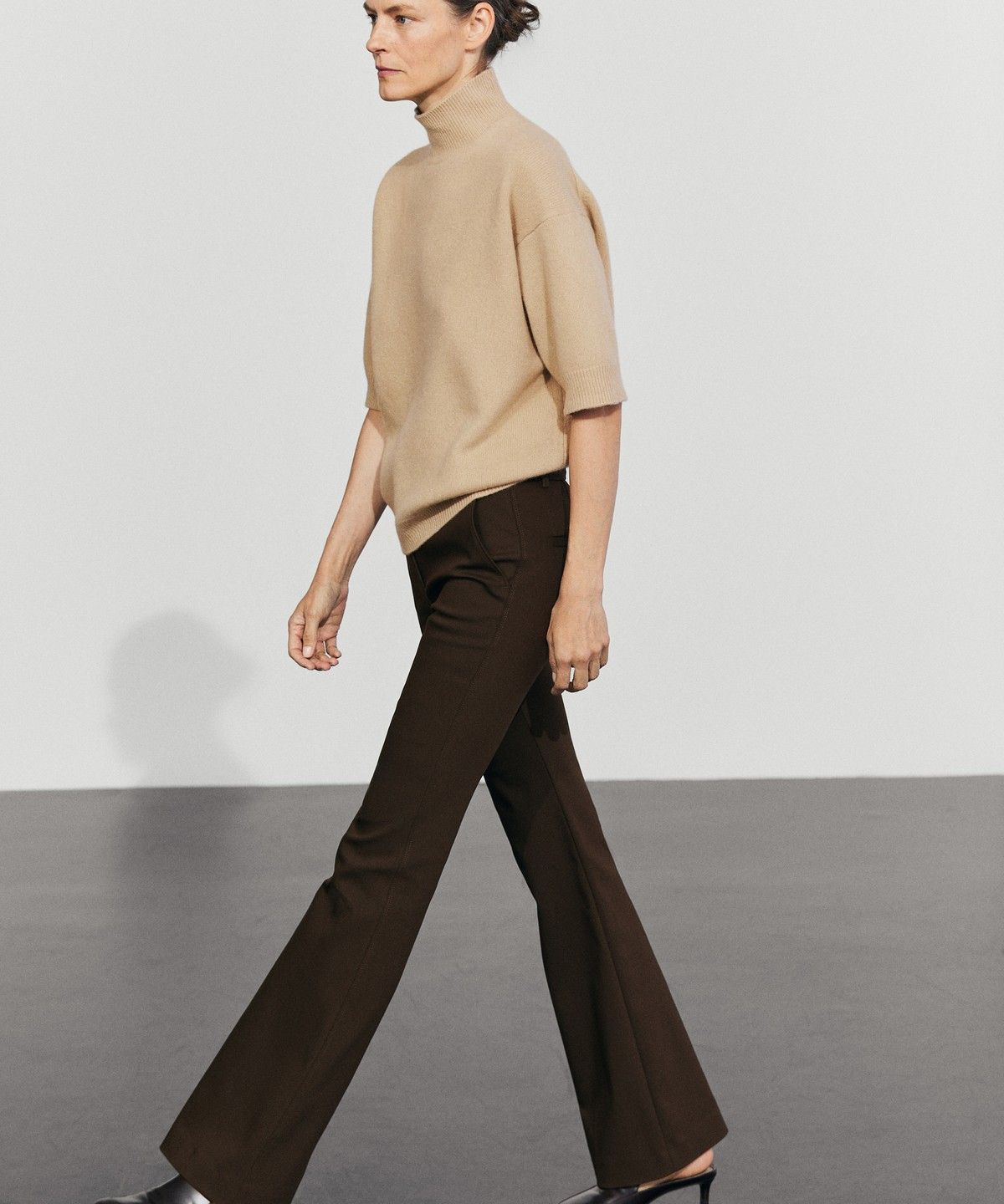마시모두띠(MASSIMO DUTTI) 오버사이즈 반팔 니트