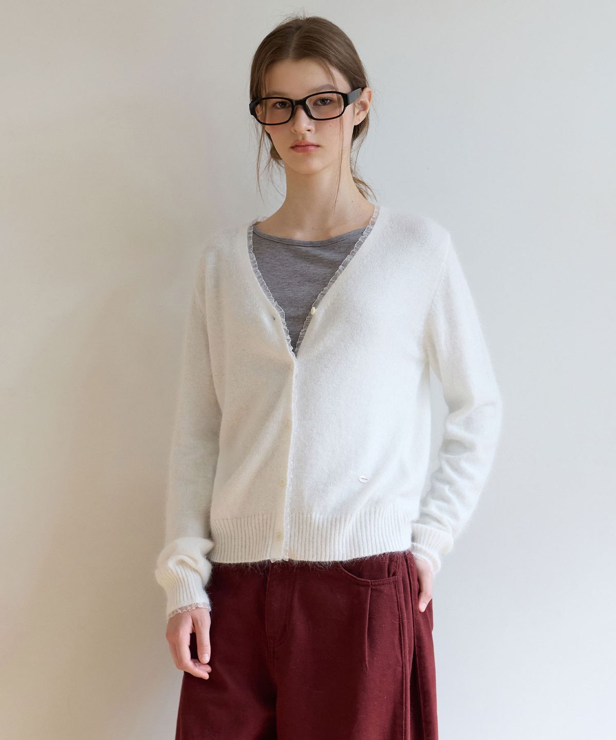 로라로라(ROLAROLA) V NECK LACE CARDIGAN WHITE