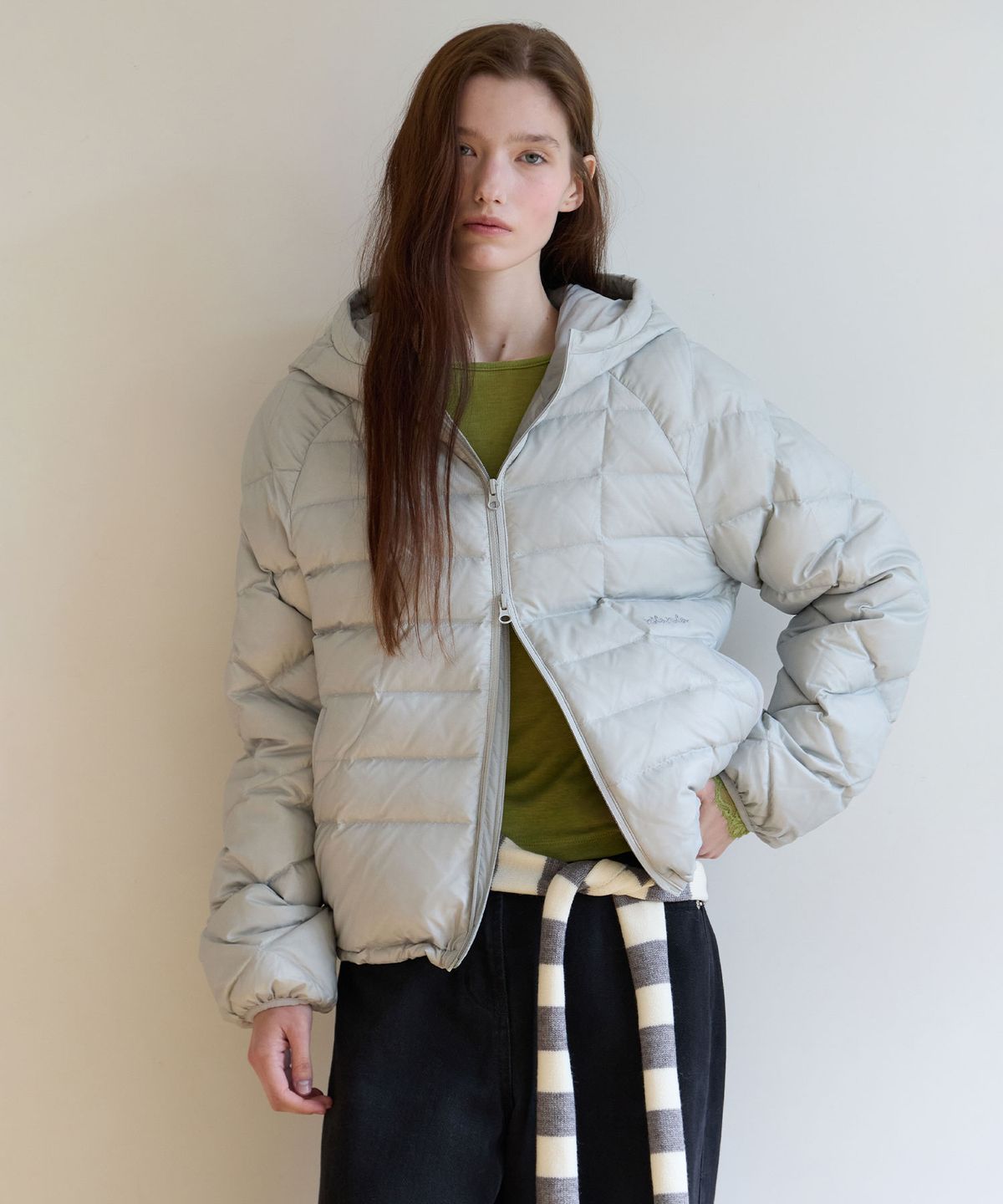 로라로라(ROLAROLA) LIGHT HOODED DOWN JACKET GRAY
