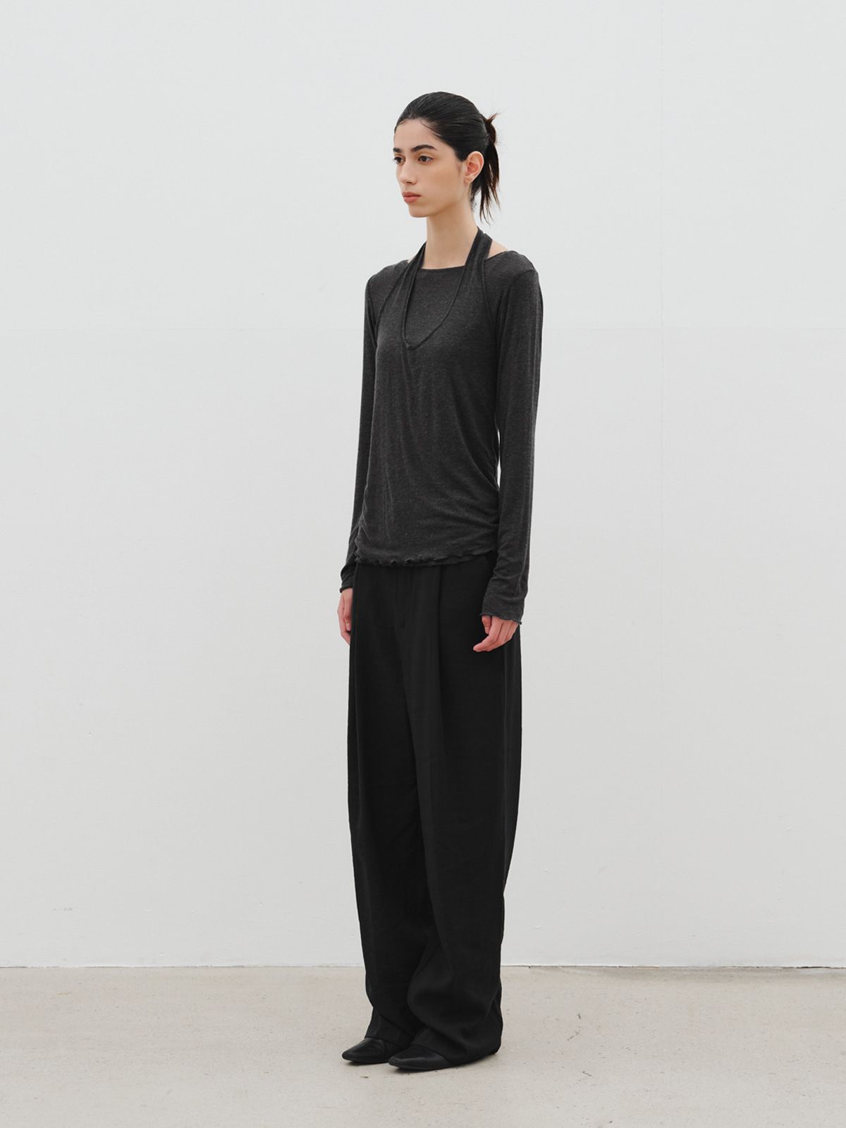 리플레인(REPLAIN) LAYERED HALTER JERSEY TOP_CHARCOAL
