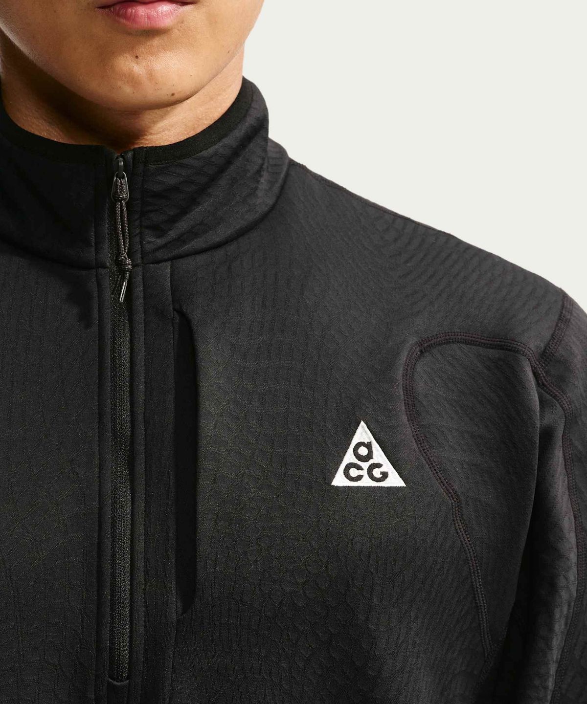 나이키(NIKE) ACG 울프 그리드 써마 핏 하프집 하이킹 탑 M - 블랙:서밋 화이트 / IM4234-010