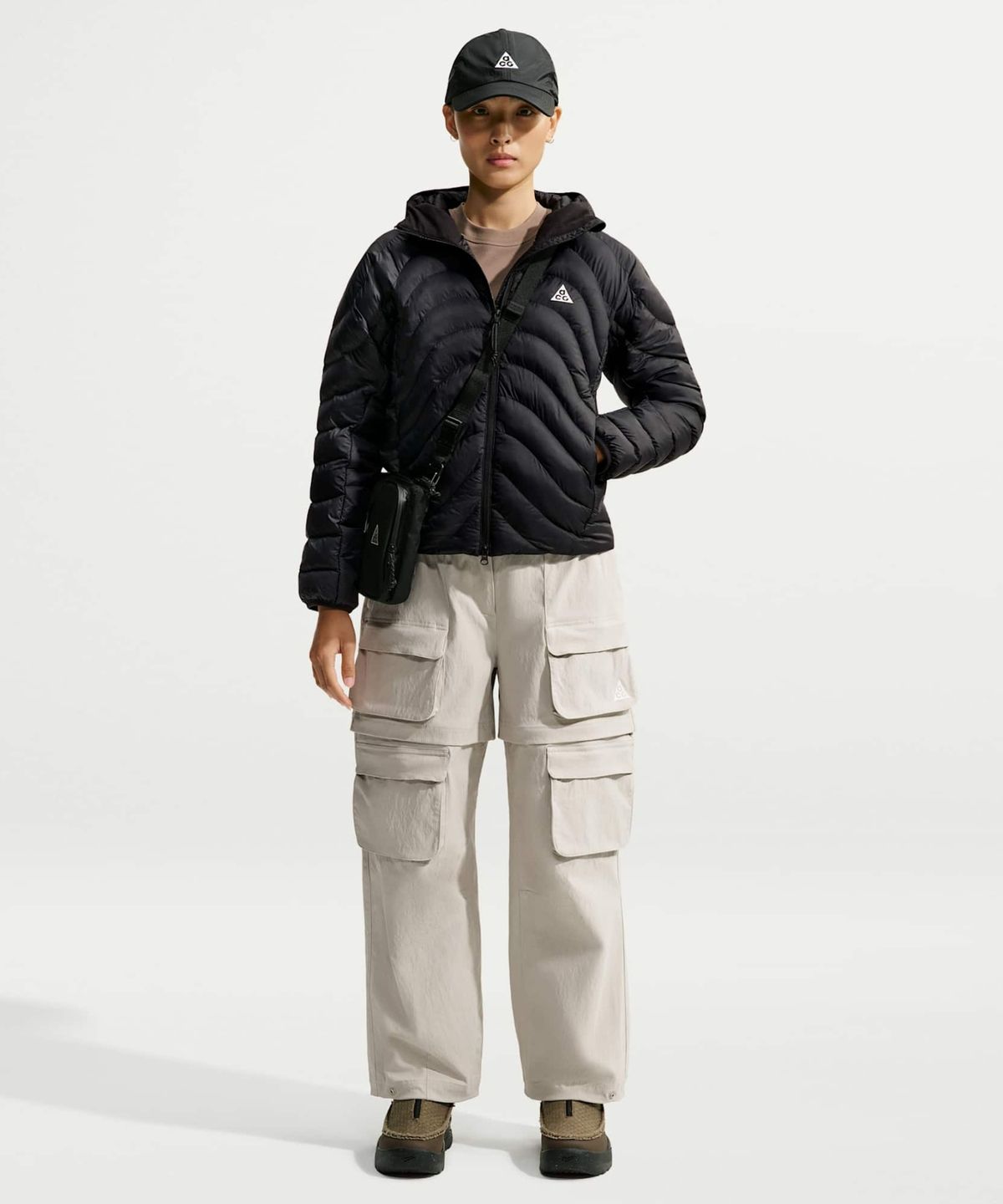 나이키(NIKE) ACG 라바 플로우 써마 핏 ADV 후드 재킷 W - 블랙:서밋 화이트 / IR2243-010