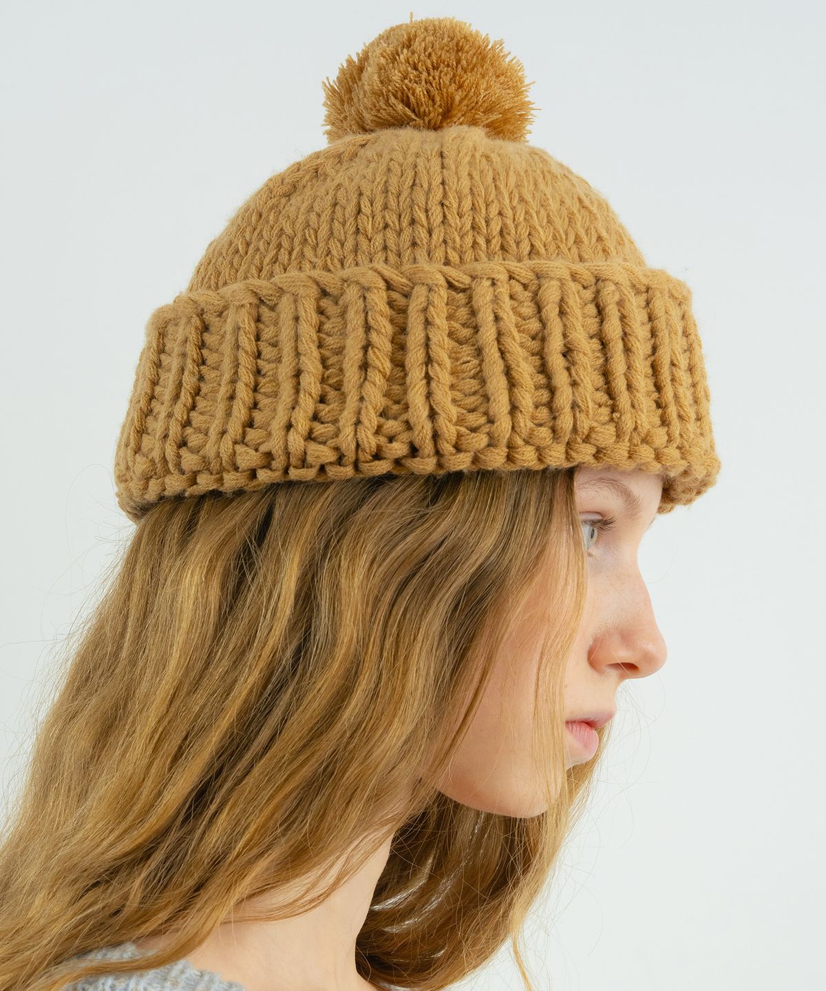 시눈(SINOON) Pom Pom Beanie (Beige)
