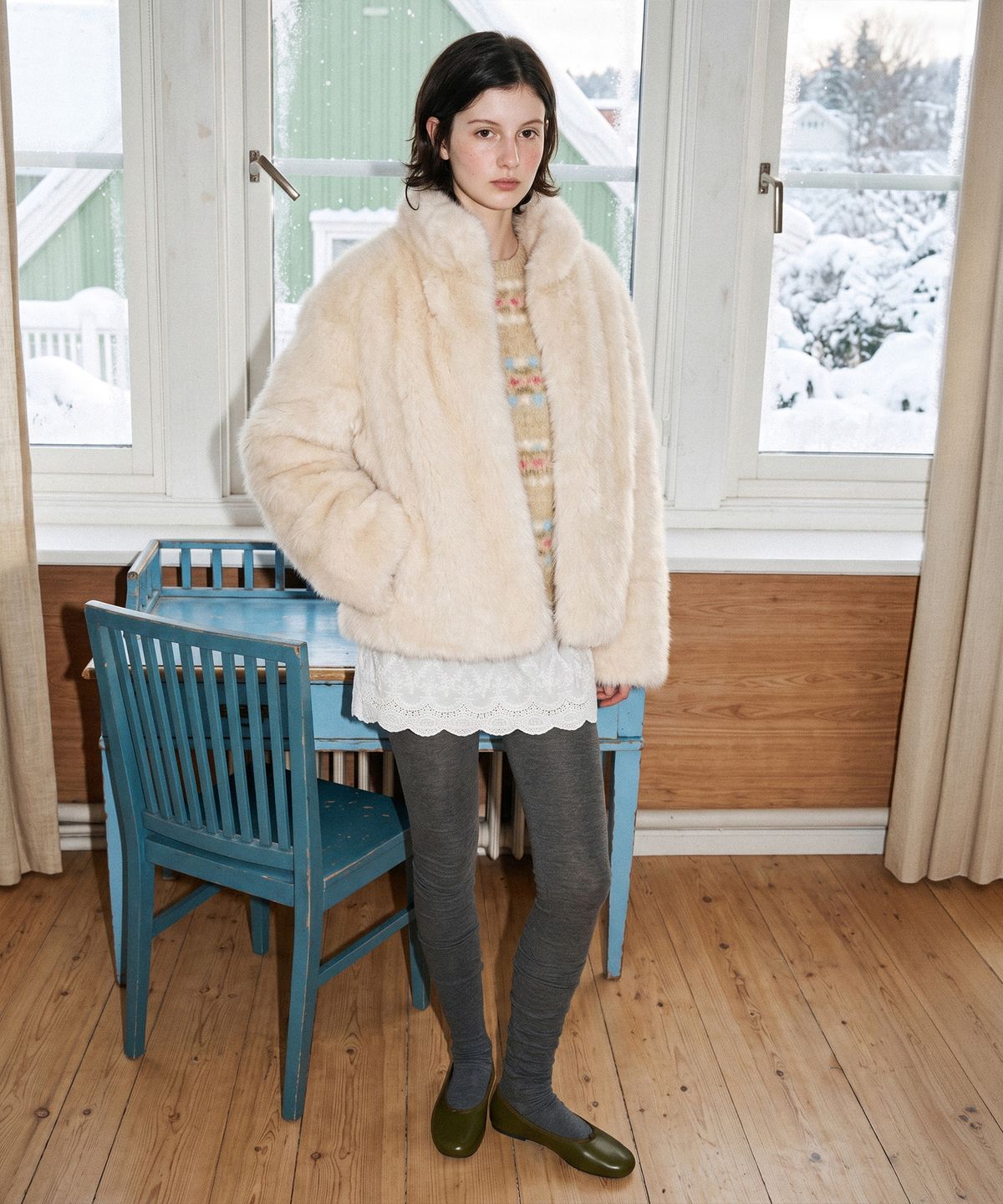 시눈(SINOON) Fluffy Faux Fur Jacket (Cream)