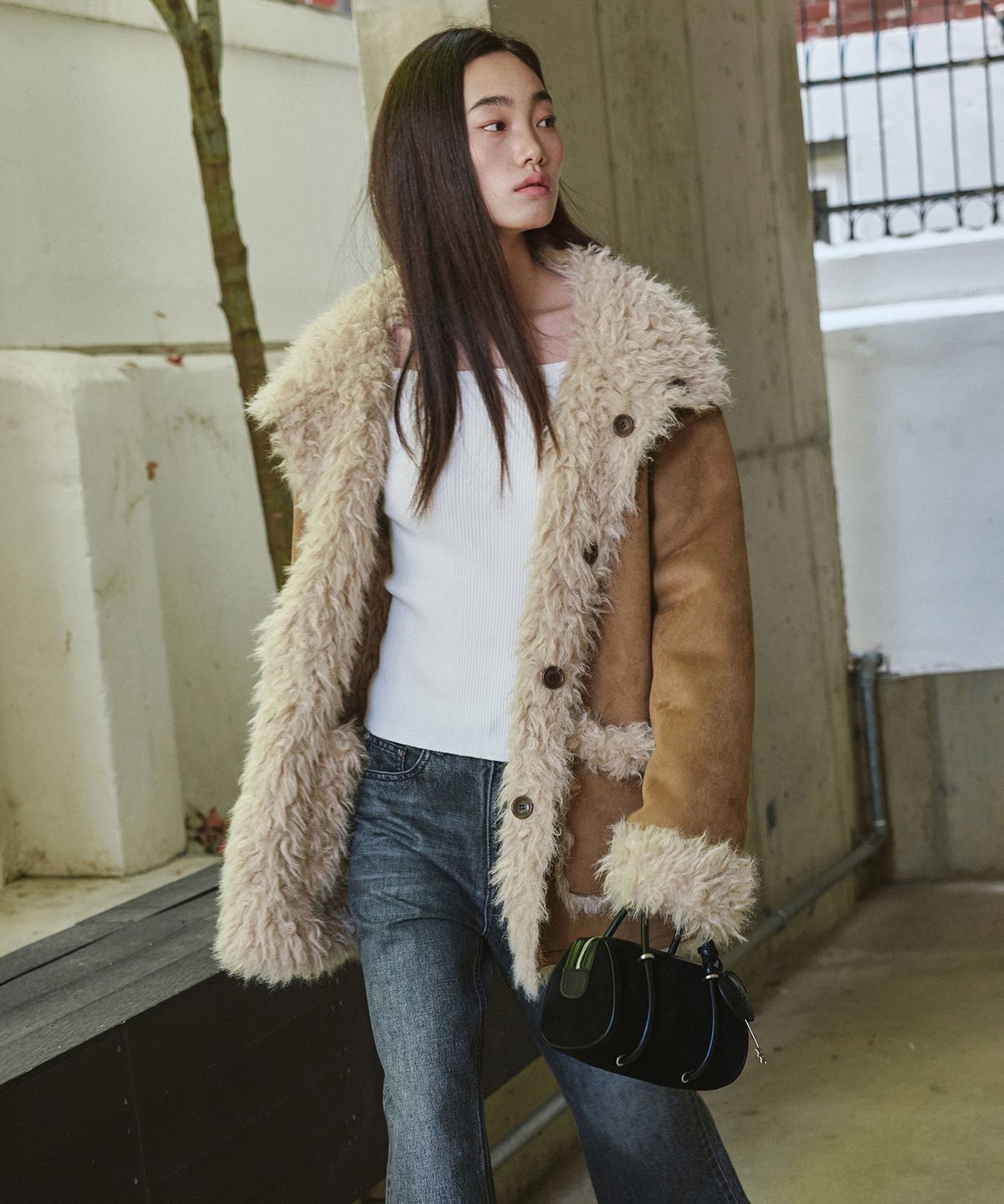 몽돌(MONGDOL) 리버시블 하이넥 무스탕 카멜 MDJK053CAMEL