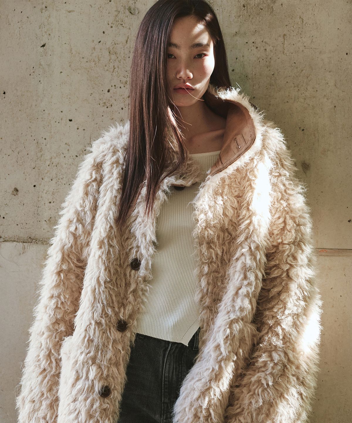 몽돌(MONGDOL) 리버시블 하이넥 무스탕 카멜 MDJK053CAMEL