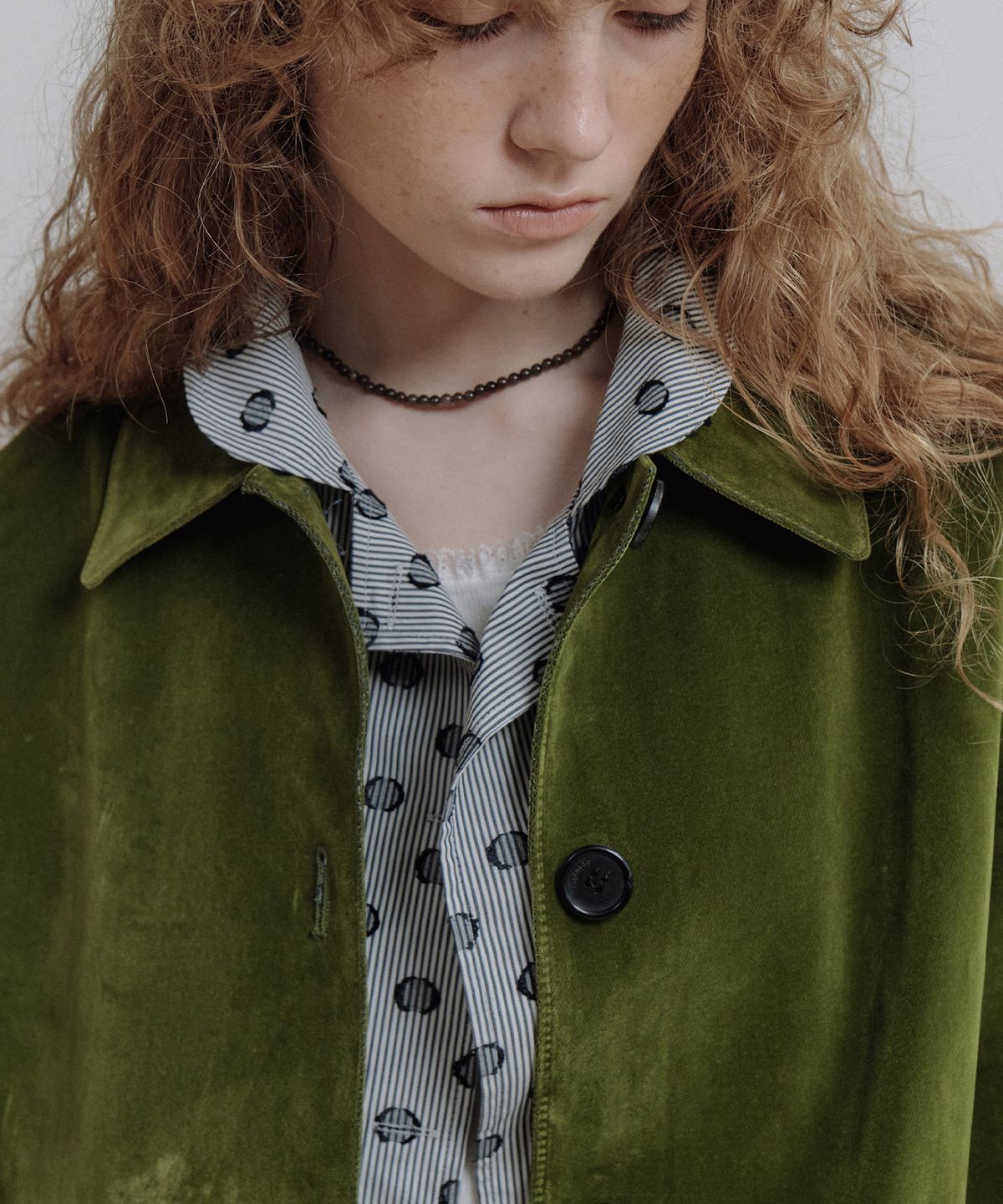 에핑글러(EPINGLER) VELVET DENIM MAC COAT - GREEN