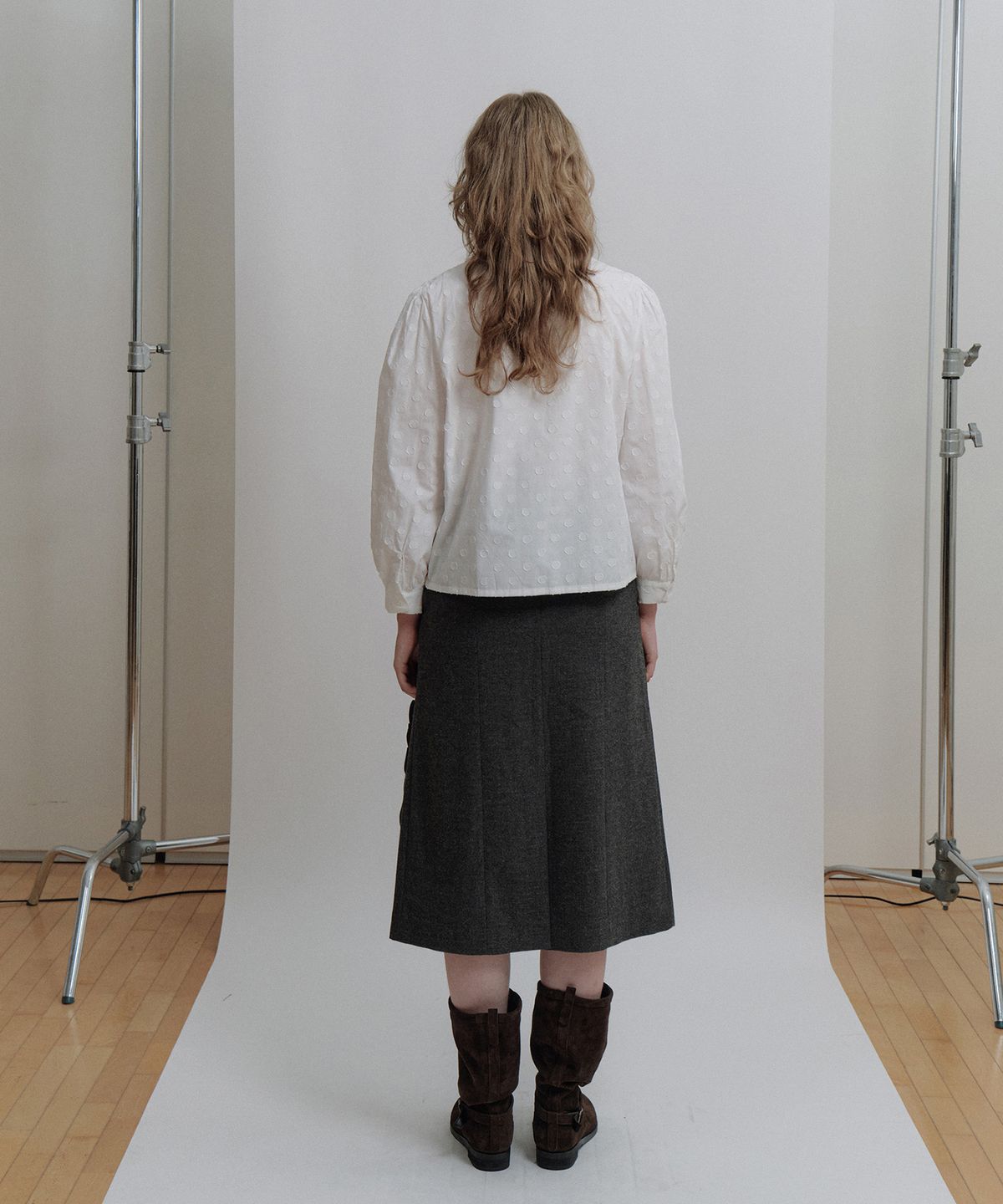 에핑글러(EPINGLER) DOT LONG SLEEVE BLOUSE - WHITE