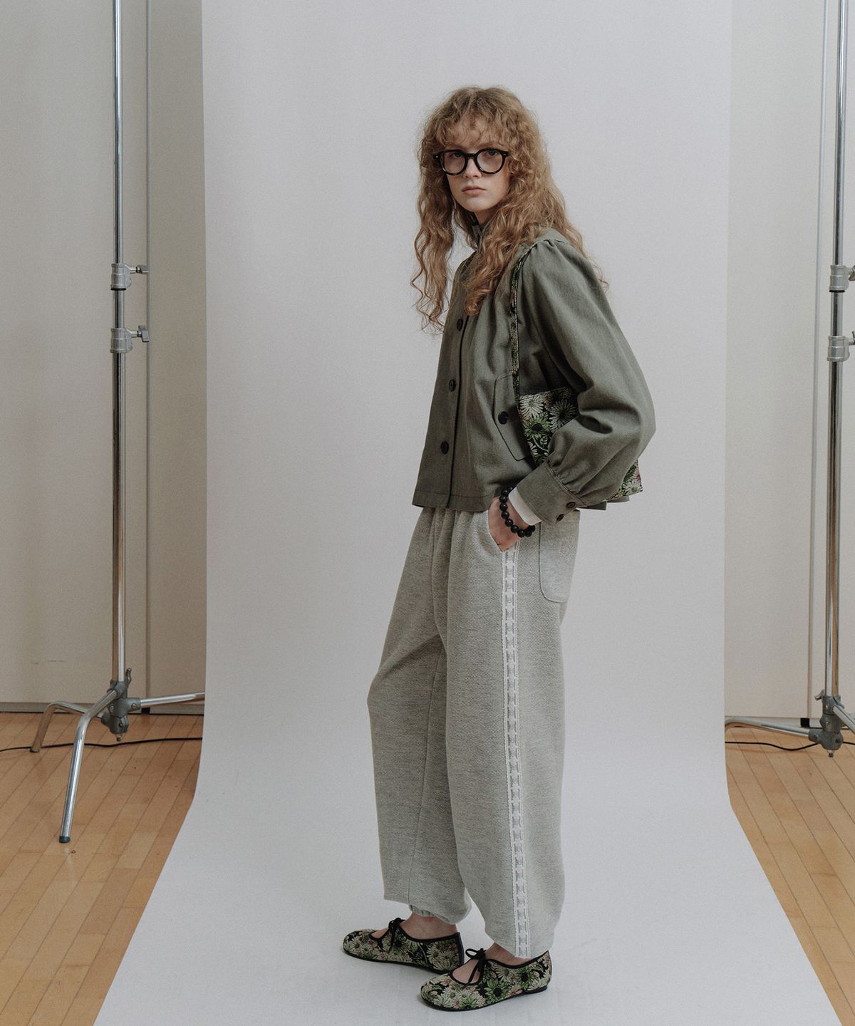 에핑글러(EPINGLER) WOOL BLEND LACED SWEATPANTS - OATMEAL