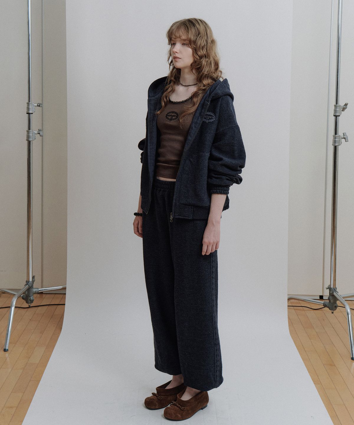 에핑글러(EPINGLER) WOOL BLEND LACED SWEATPANTS - NAVY