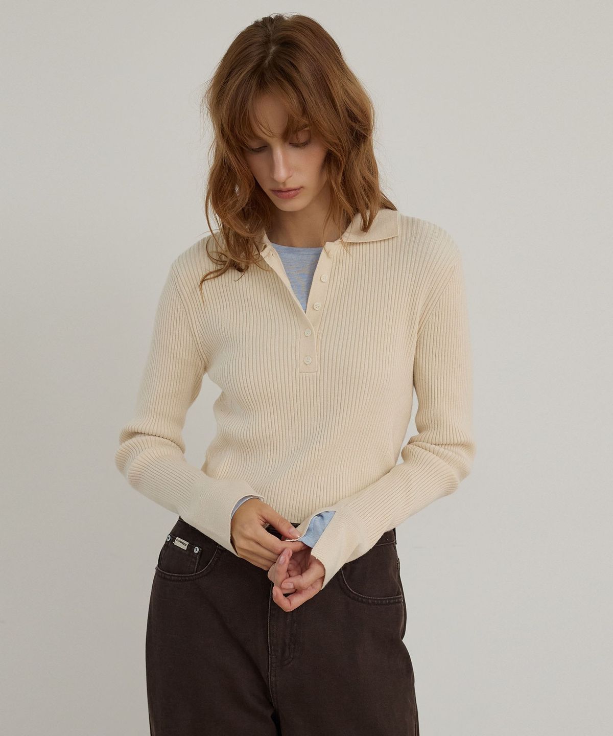 시티브리즈(CITYBREEZE) 울 슬림 핏 골지 카라넥 니트_LIGHT BEIGE