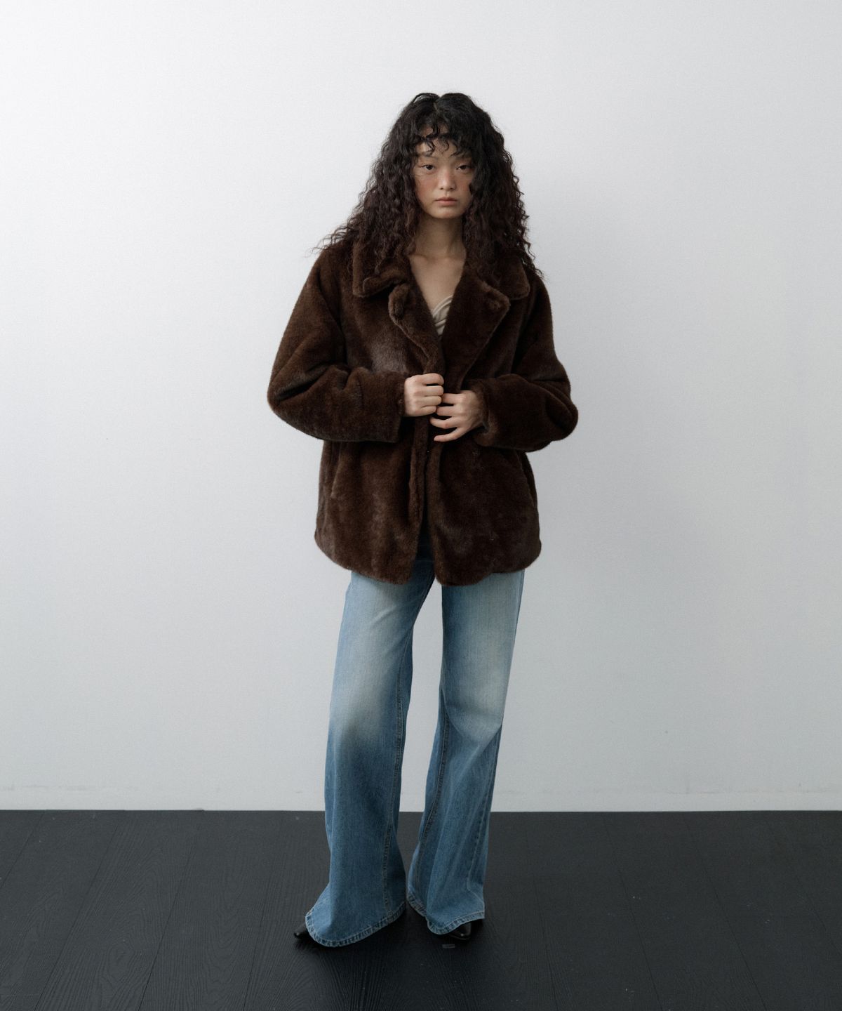 루시르주(LUCIR ZU) Relaxed Faux Mink Fur Jacket (Brown)