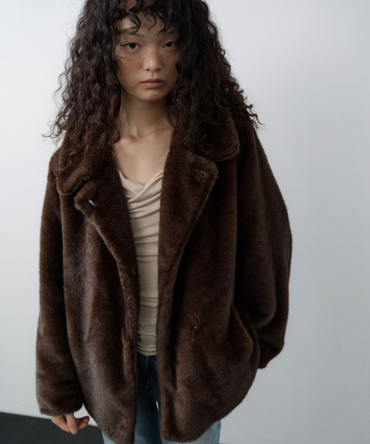 루시르주(LUCIR ZU) Relaxed Faux Mink Fur Jacket (Brown)
