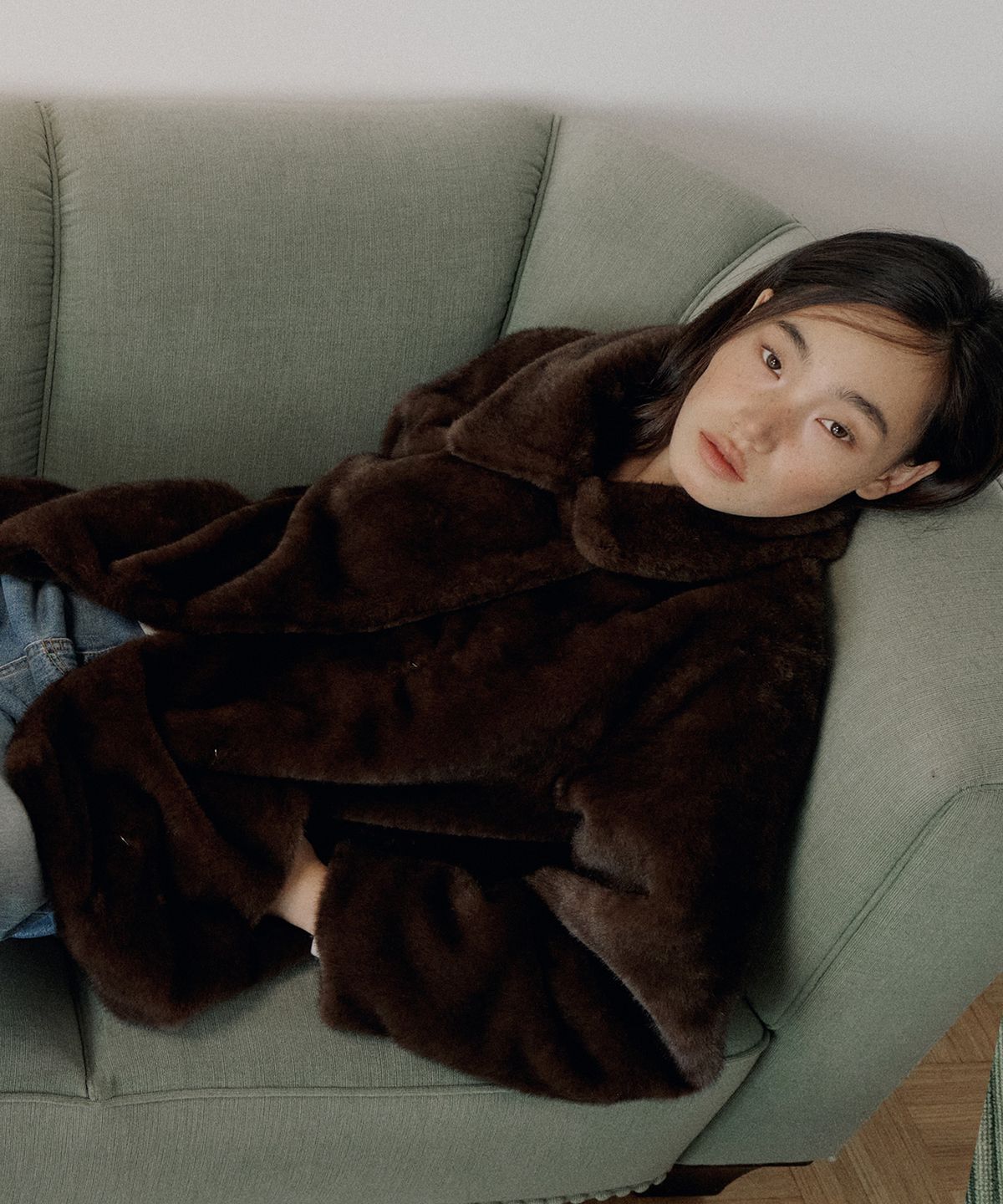 루시르주(LUCIR ZU) Relaxed Faux Mink Fur Jacket (Brown)