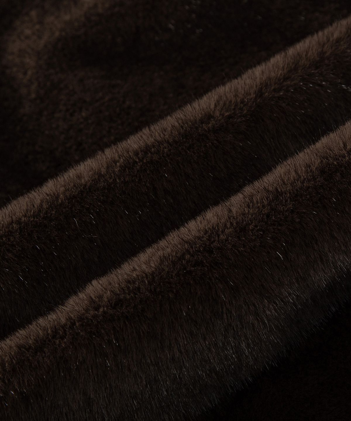루시르주(LUCIR ZU) Relaxed Faux Mink Fur Jacket (Brown)