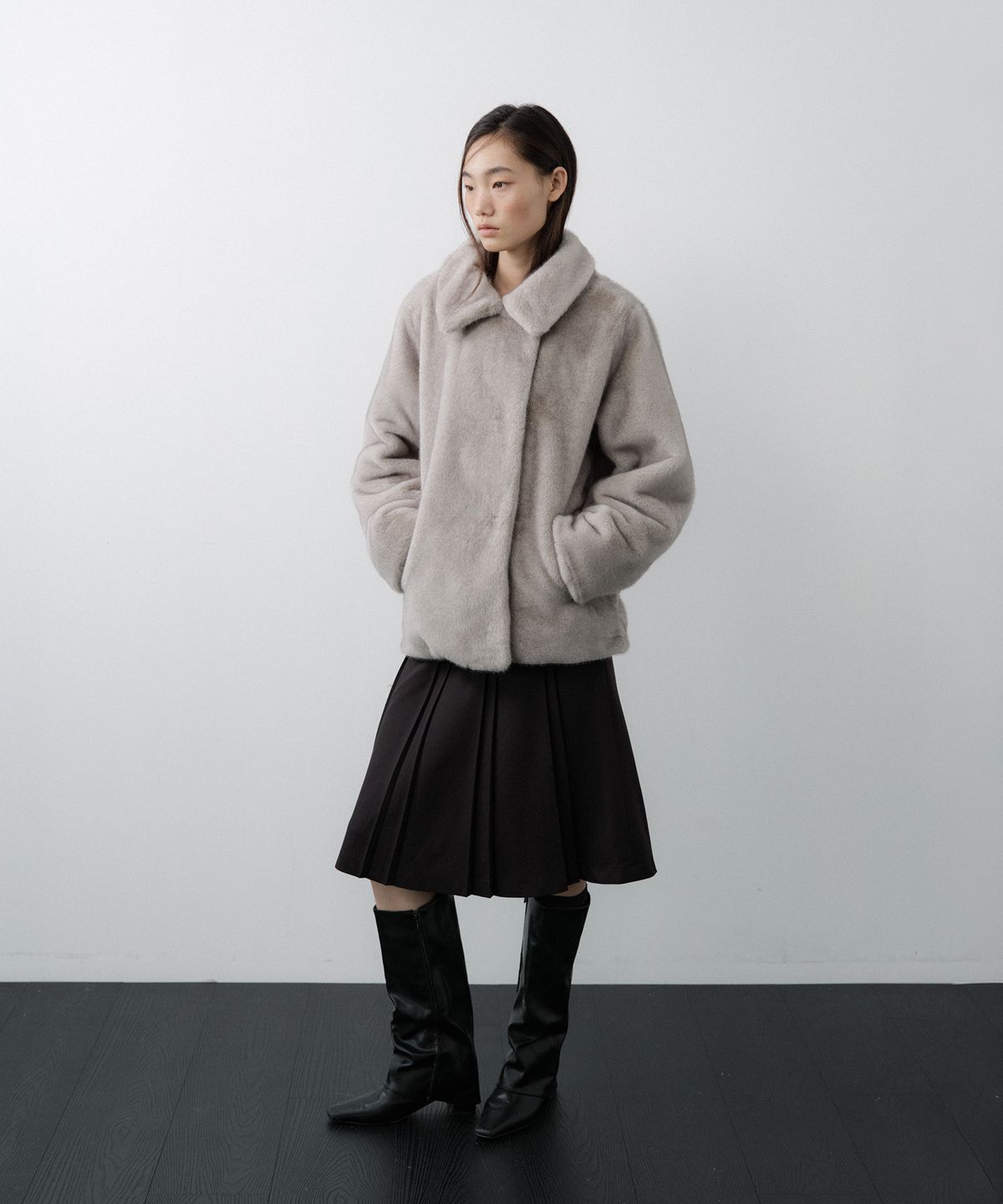 루시르주(LUCIR ZU) Relaxed Faux Mink Fur Jacket (Gray)