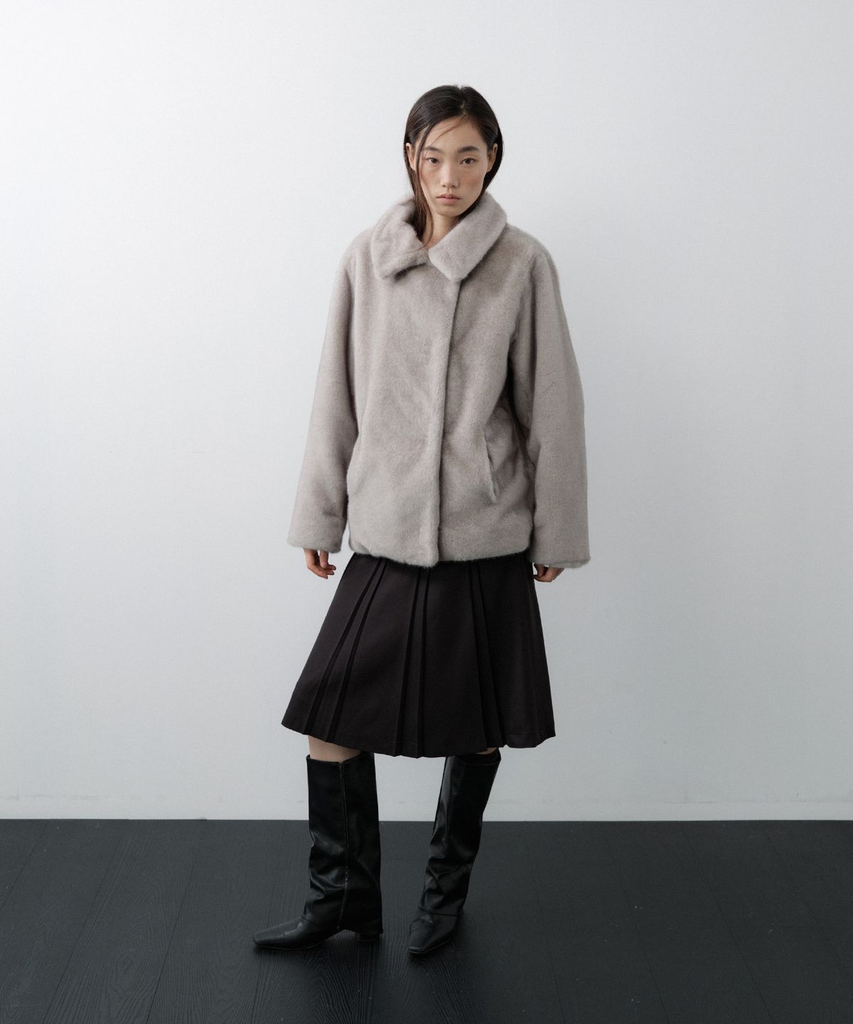 루시르주(LUCIR ZU) Relaxed Faux Mink Fur Jacket (Gray)