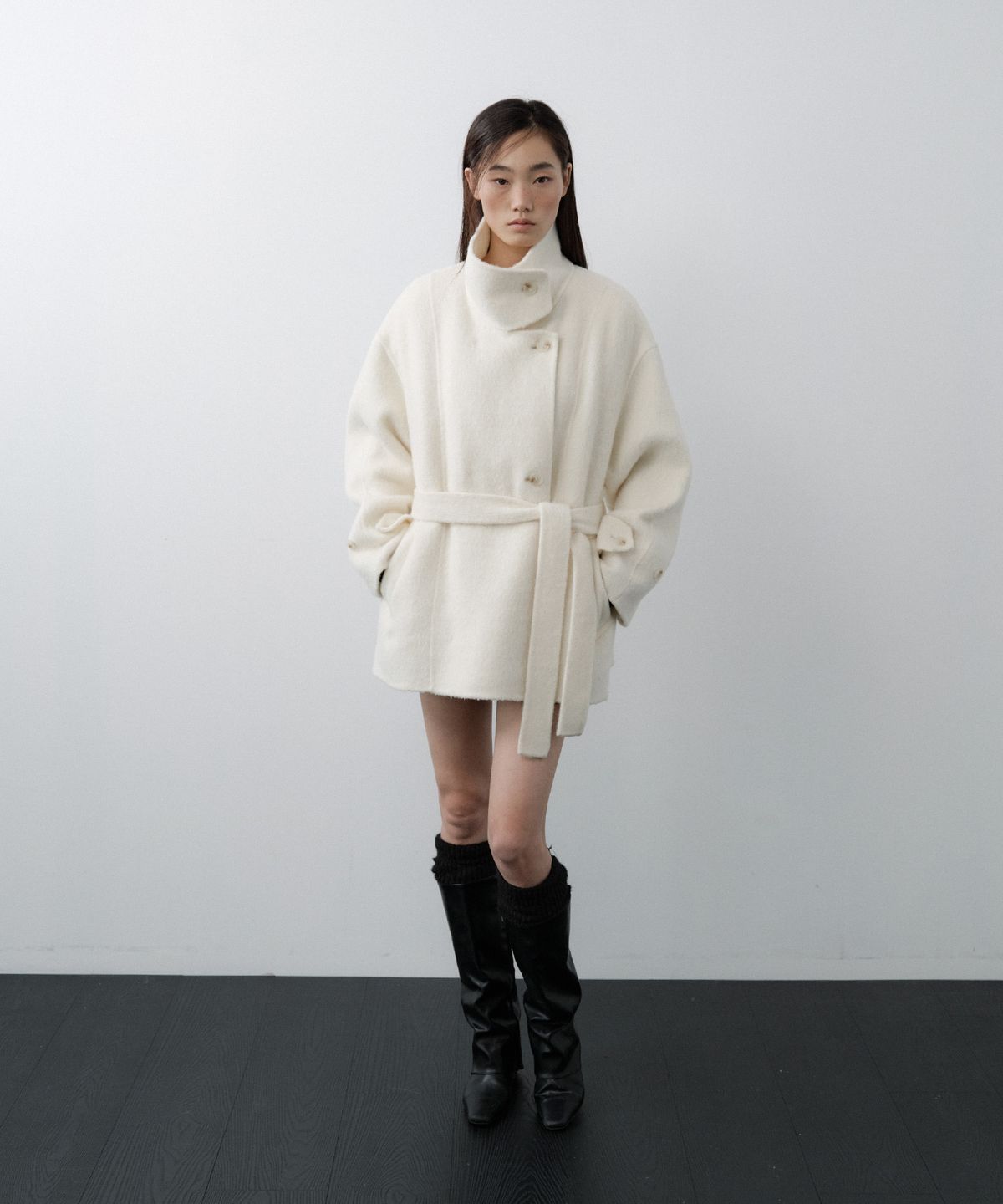 루시르주(LUCIR ZU) Handmade Alpaca High Neck Half Coat (Ivory)