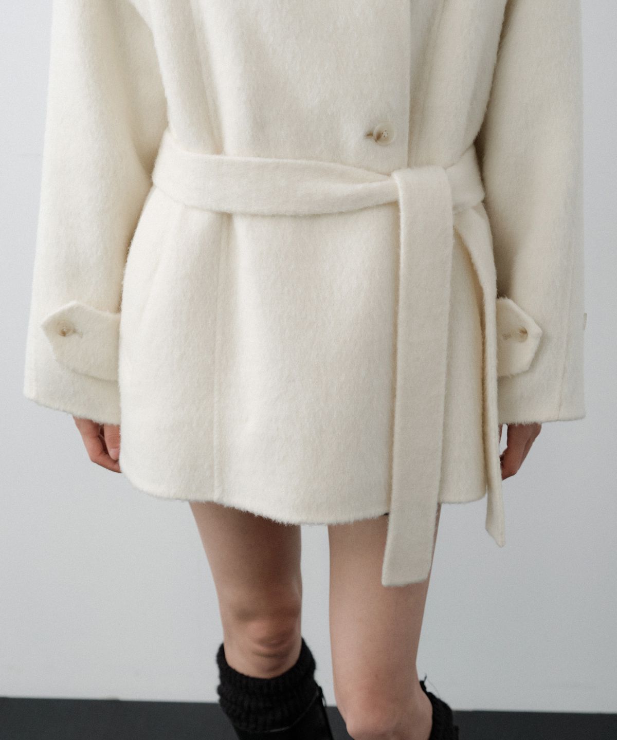 루시르주(LUCIR ZU) Handmade Alpaca High Neck Half Coat (Ivory)