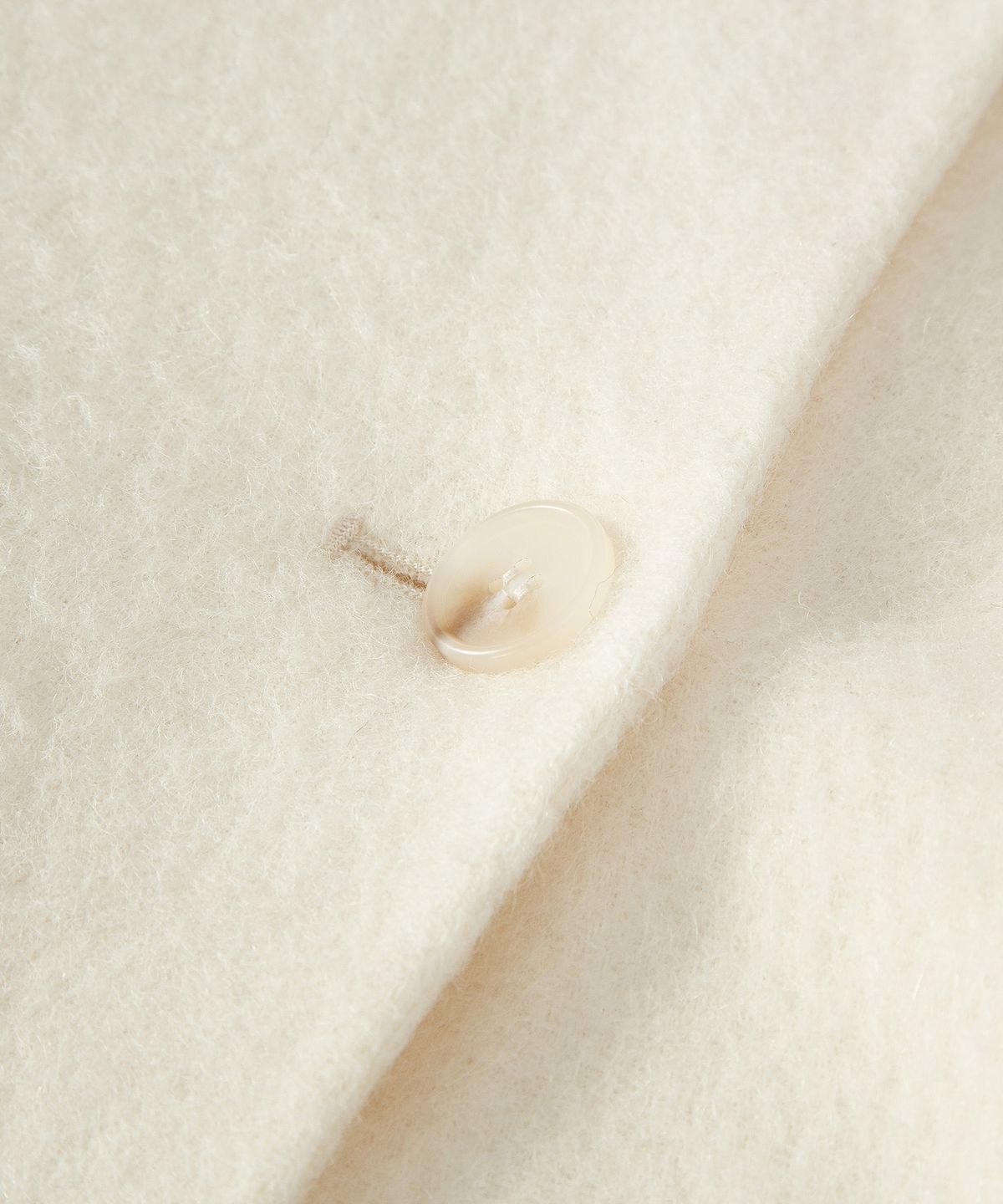 루시르주(LUCIR ZU) Handmade Alpaca High Neck Half Coat (Ivory)
