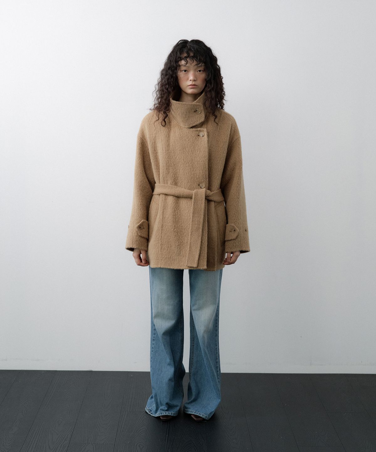 루시르주(LUCIR ZU) Handmade Alpaca High Neck Half Coat (Beige)