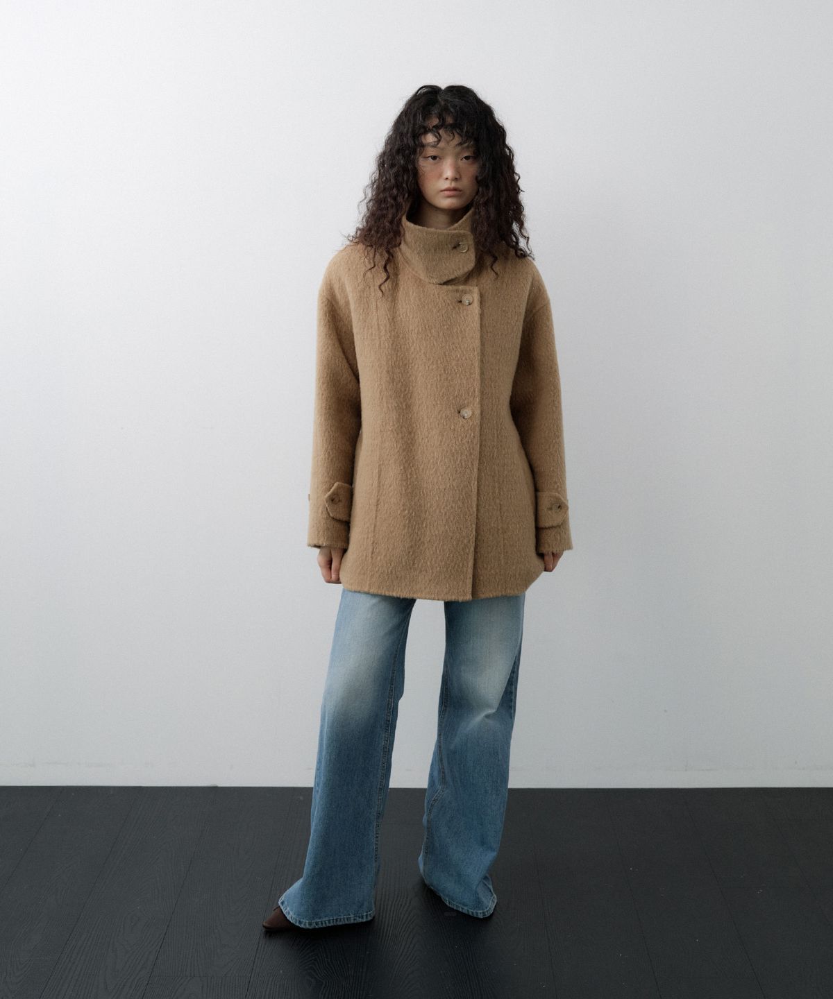 루시르주(LUCIR ZU) Handmade Alpaca High Neck Half Coat (Beige)