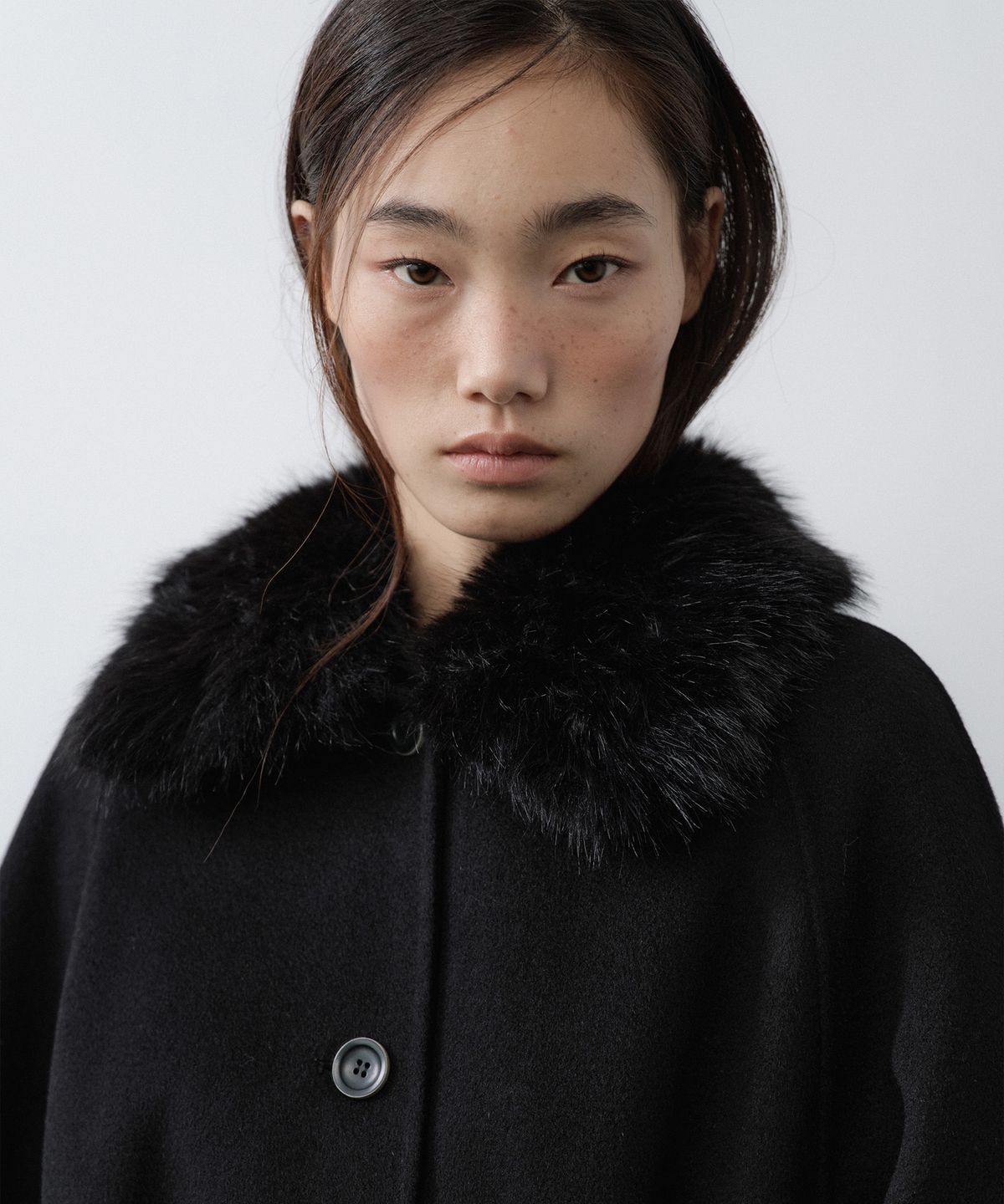 루시르주(LUCIR ZU) Handmade Detachable Fur Collar Maxi Wool Coat (Black)