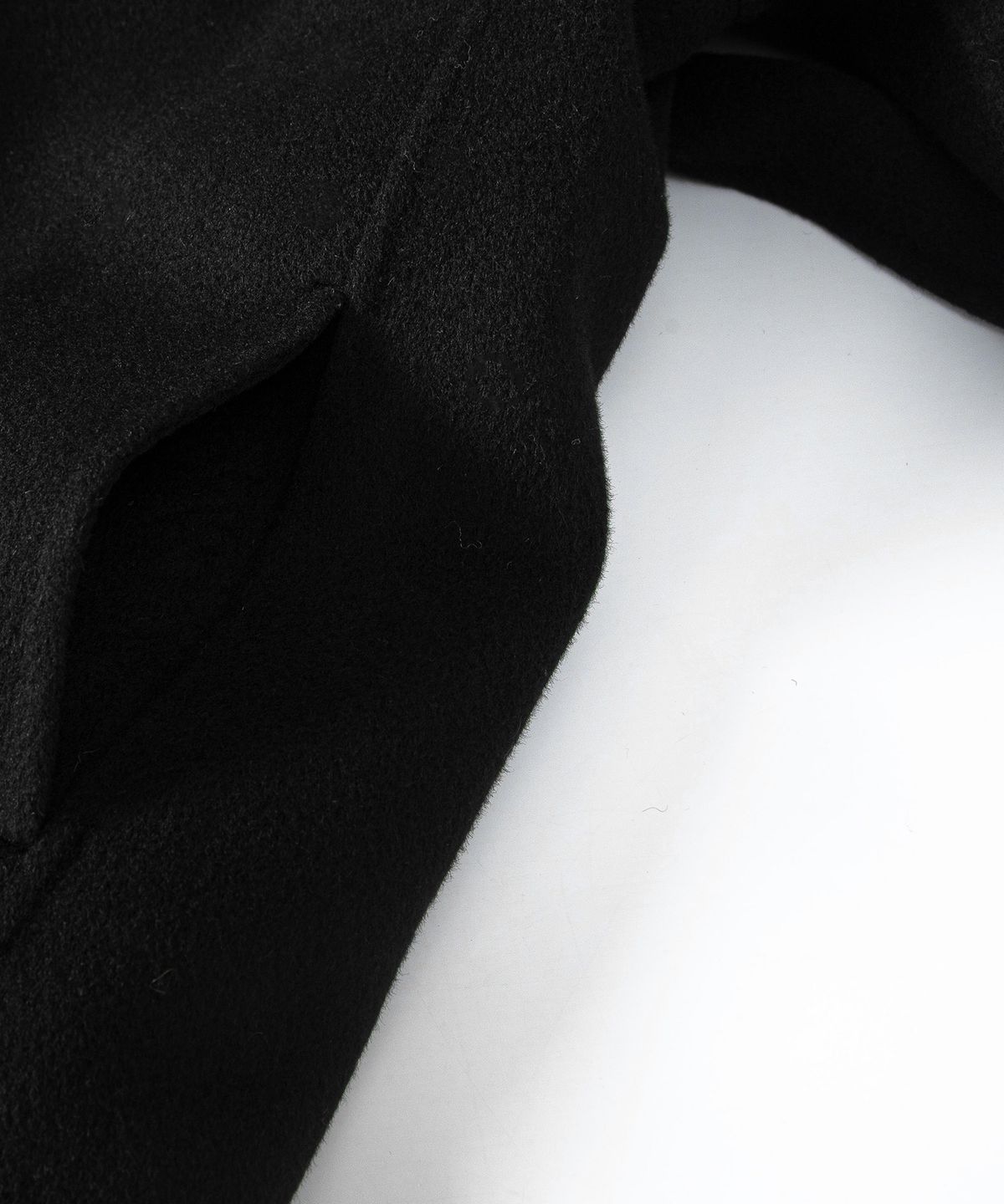루시르주(LUCIR ZU) Handmade Detachable Fur Collar Maxi Wool Coat (Black)