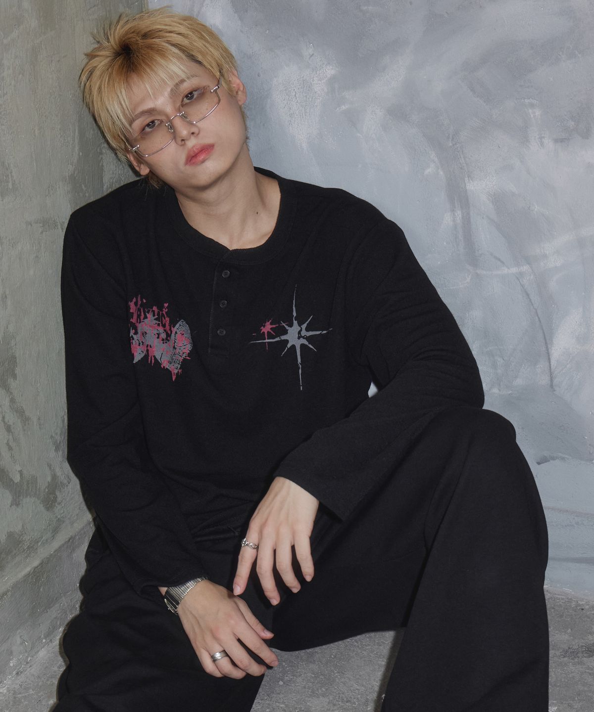 알엑스엠씨(RXMC) 쉐도우 스타버스트 헨리넥 롱슬리브 [블랙]