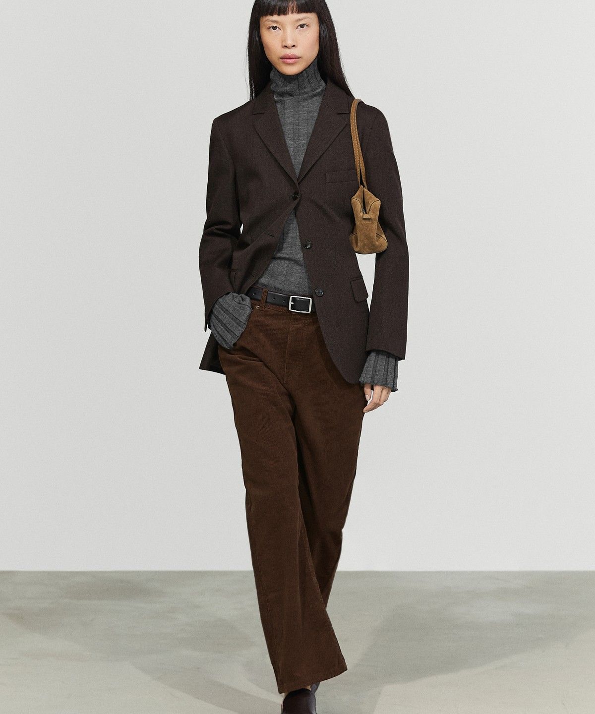 마시모두띠(MASSIMO DUTTI) 플레어 핏 마이크로 코듀로이 팬츠
