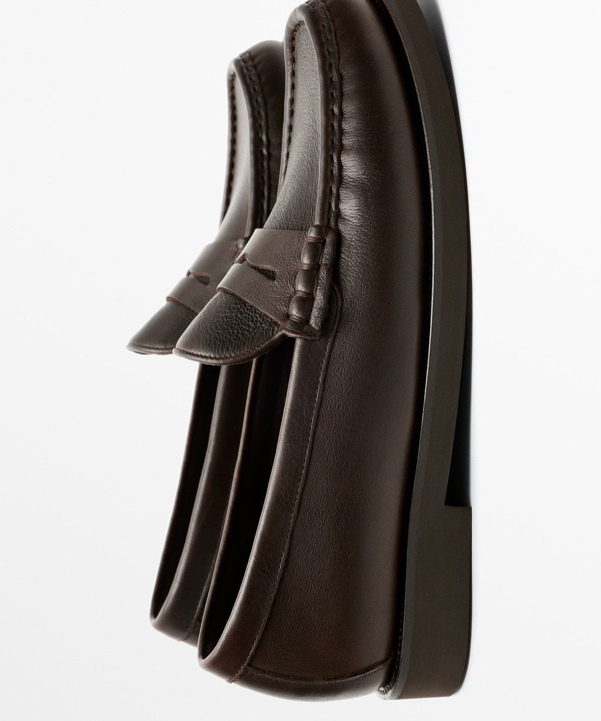 마시모두띠(MASSIMO DUTTI) 가죽 페니 로퍼