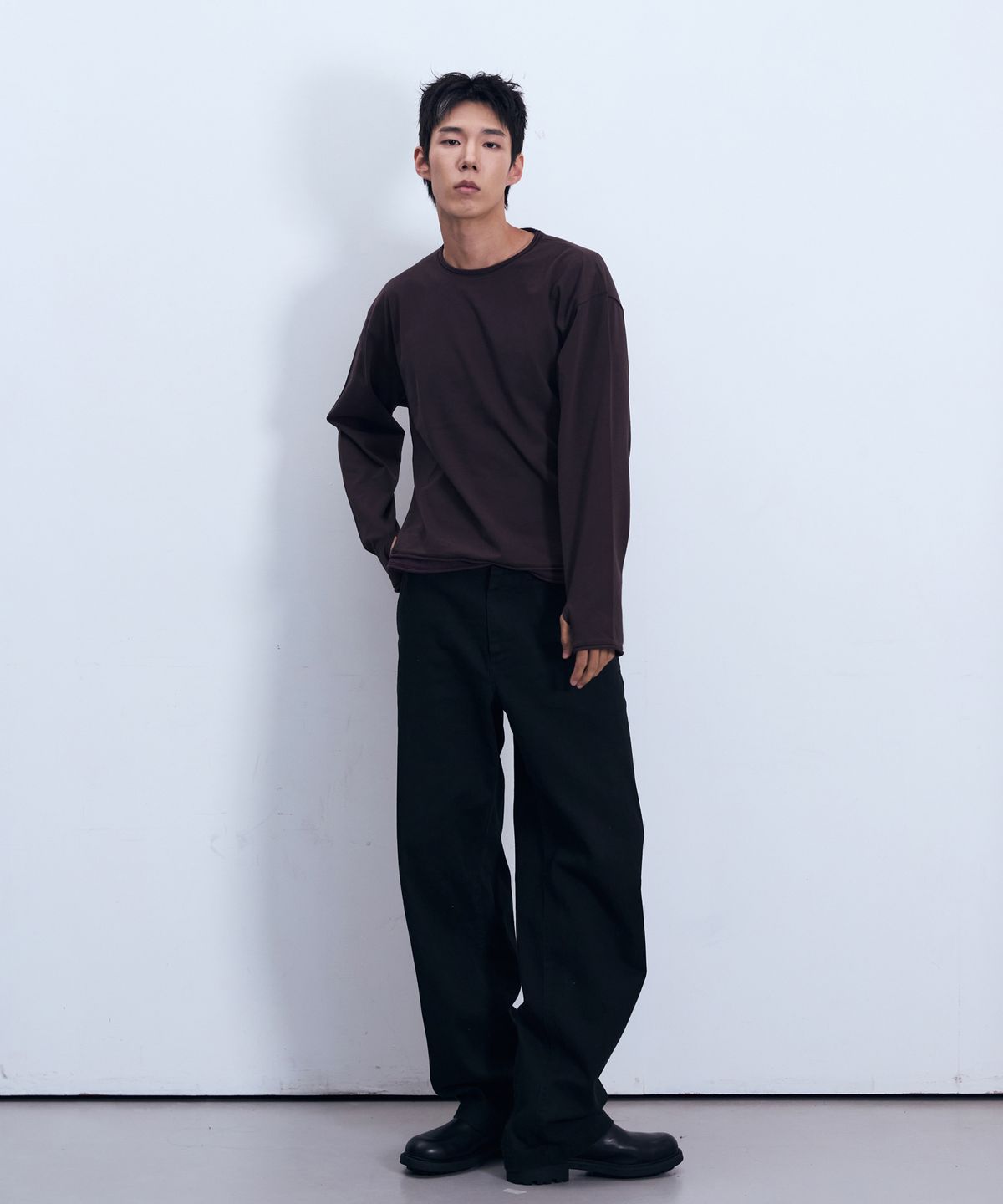 인시에(INSIE) 레이어드 롤 엣지 긴팔 티셔츠 [브라운/퍼플]