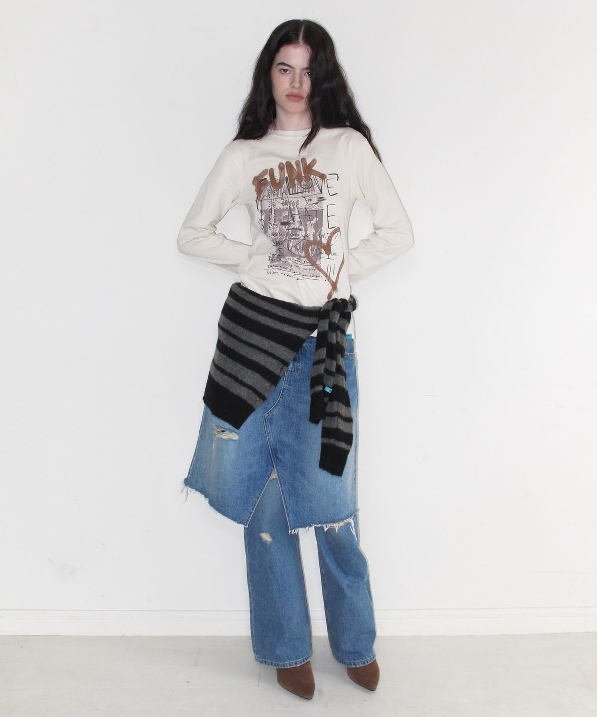 인스턴트펑크(INSTANTFUNK) H LINE SLIT DENIM SKIRT - BLUE