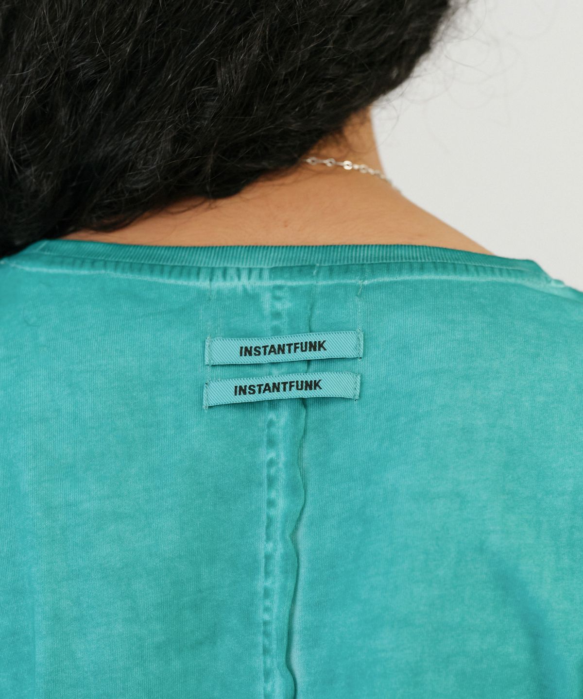인스턴트펑크(INSTANTFUNK) PIGMENT CROPPED TEE - CYAN