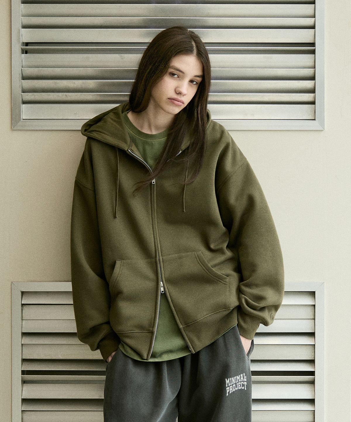 미니멀프로젝트(MINIMALPROJECT) 리파인드 스탠다드 기모 후드집업 MZT200 [KHAKI]