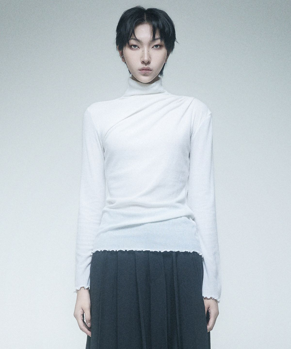 레큘리(RECULER) Cowl draped T-shirt Ivory