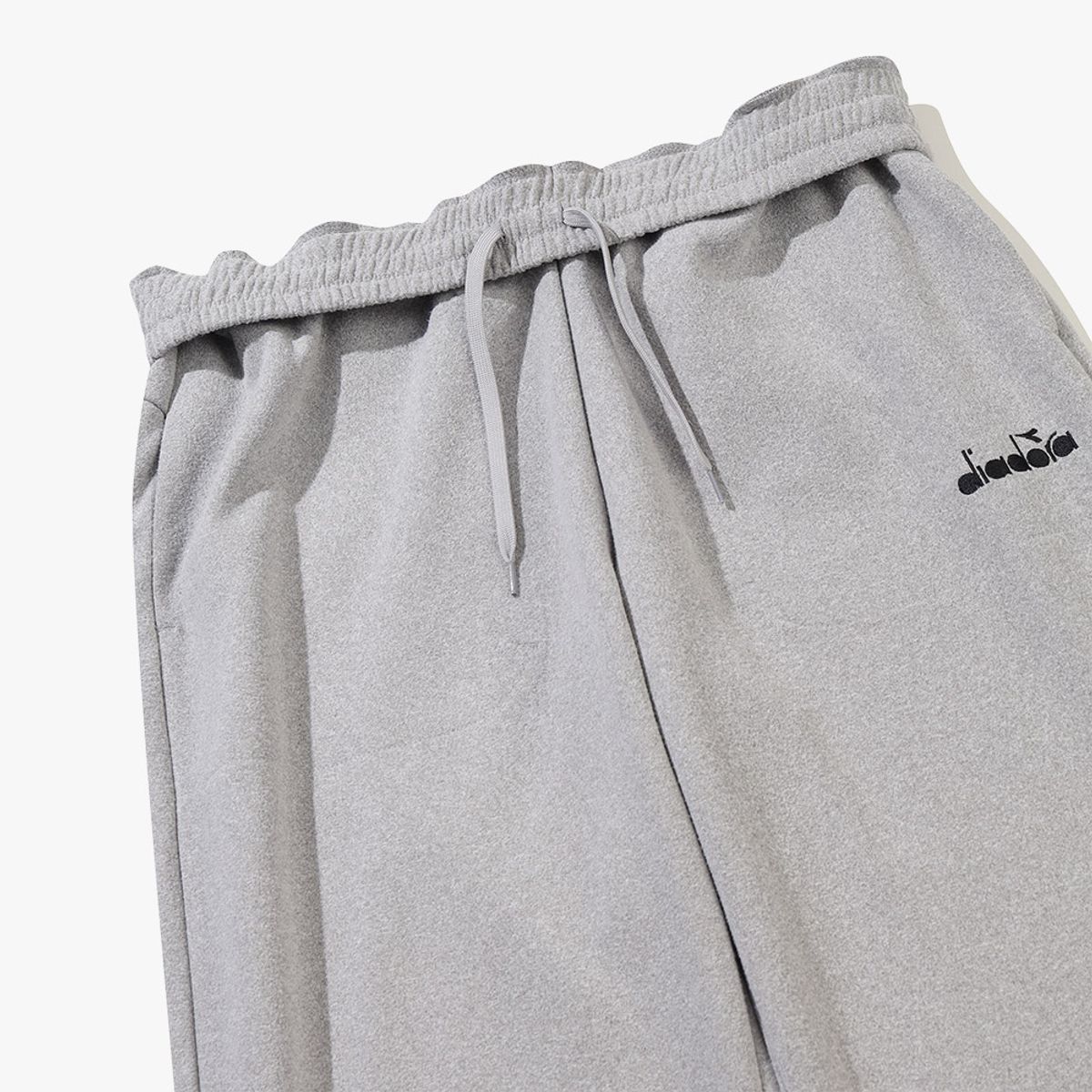 디아도라(diadora) 디도 볼 조거팬츠 MELANGE GREY