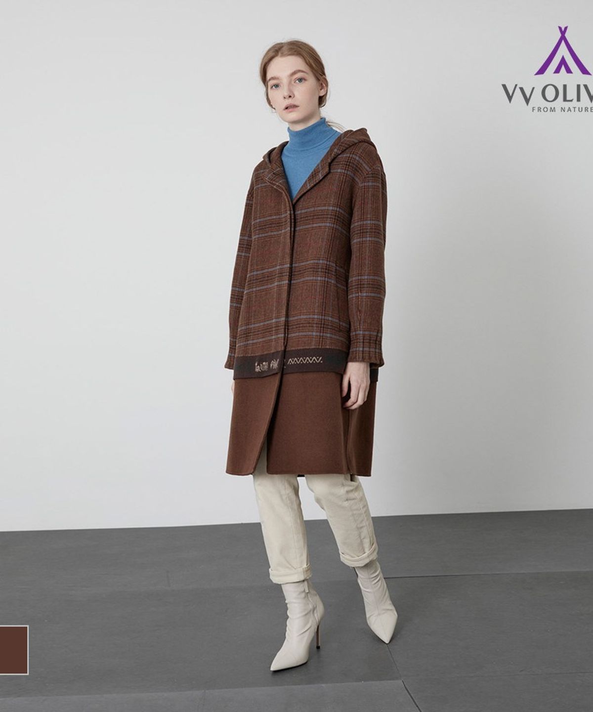비비올리비아(VVOLIVIA) 체크블럭 배색 핸드 코트_VVCEAYWA231
