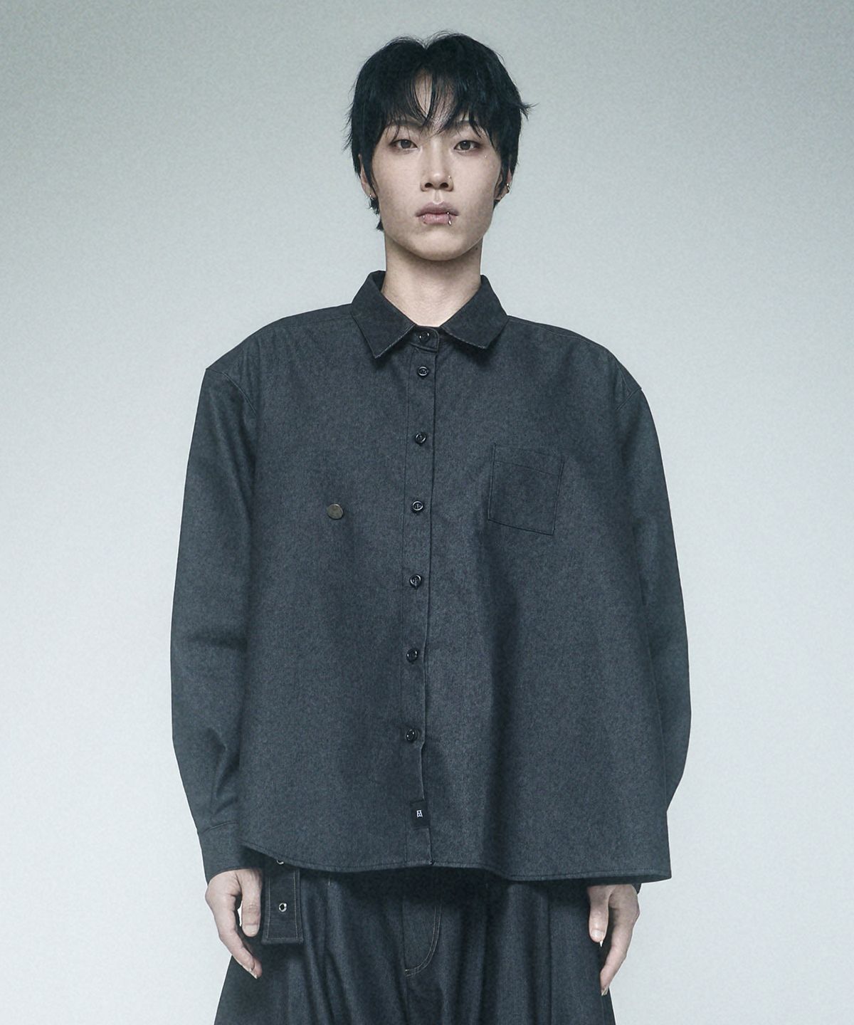 레큘리(RECULER) Draping Basic Shirts  Like denim  Black