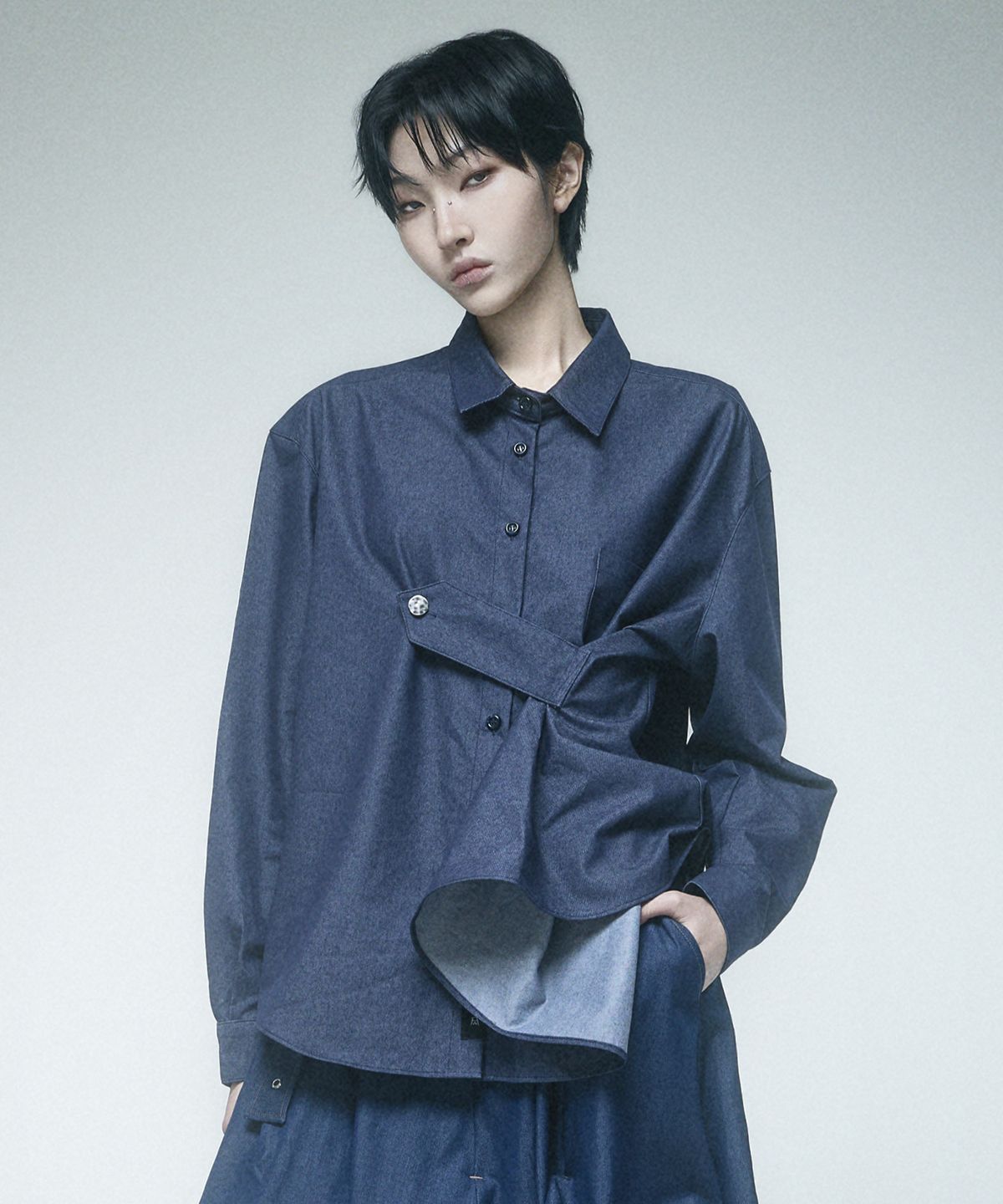 레큘리(RECULER) Draping Basic Shirts  Like denim  Deep Blue