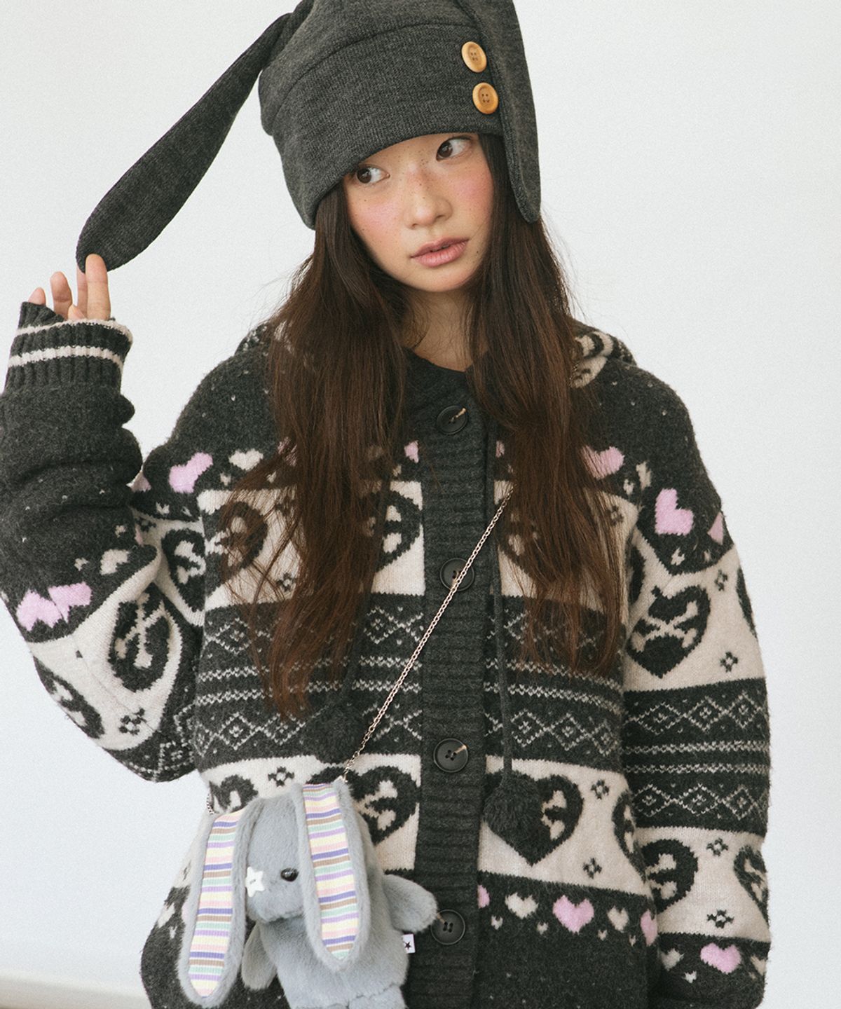 카비시(CAVISH) SKULL HEART NORDIC KNIT CARDIGAN CHARCOAL(CV2GFUK680A)