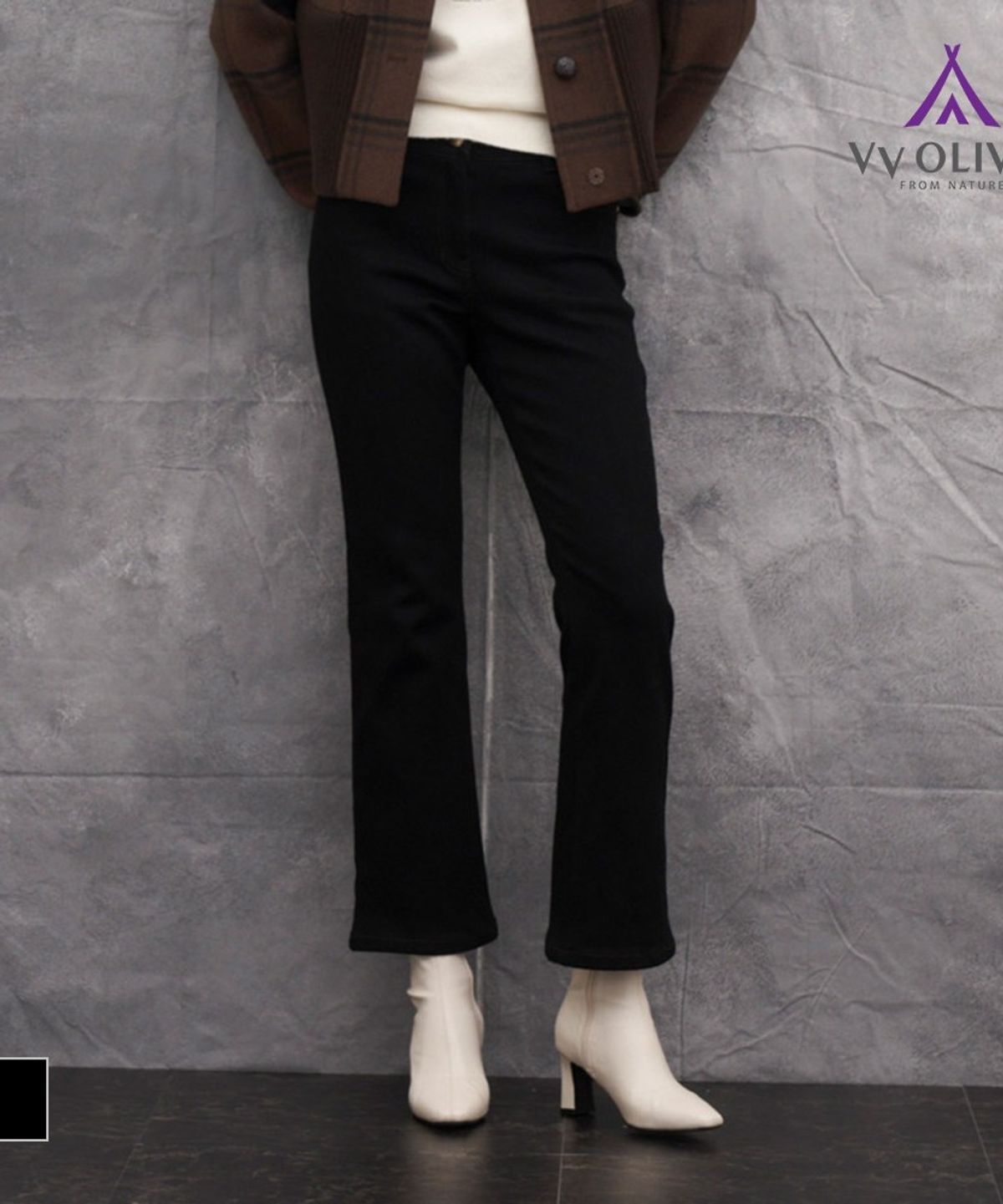 비비올리비아(VVOLIVIA) 본딩 부츠컷 데님 팬츠_VVCMP5W9371