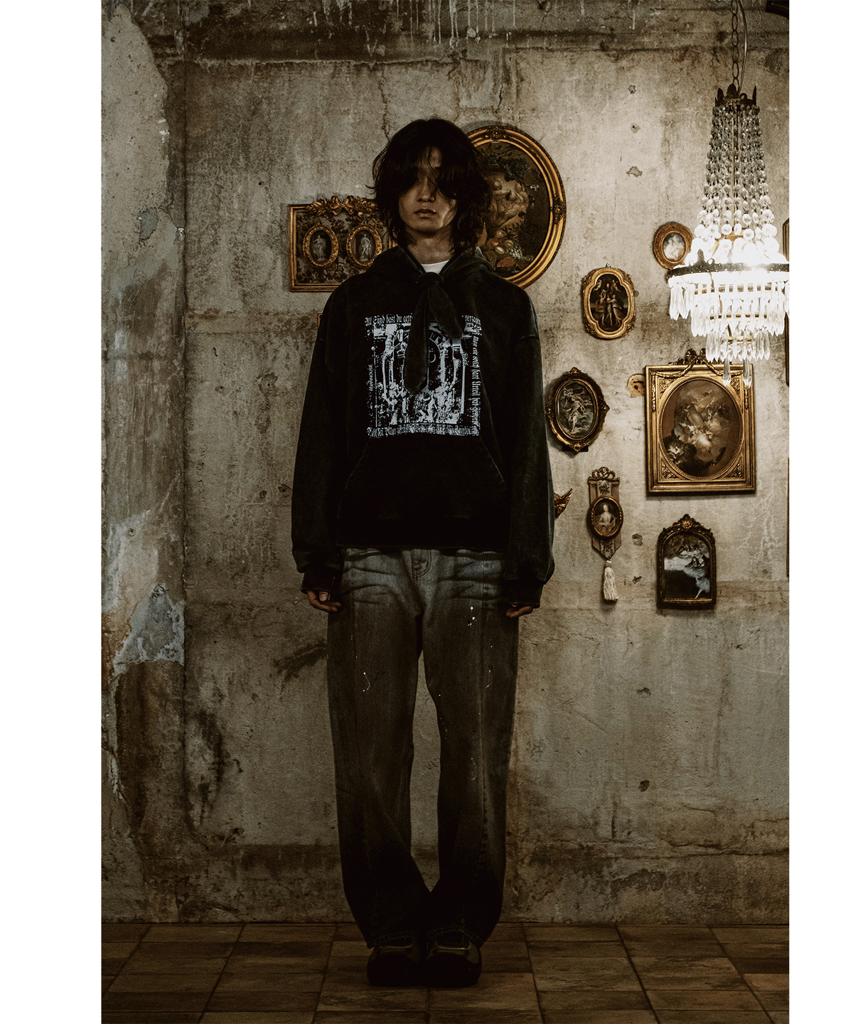 루미노제(RUMINOUSÉ) Cotton Faded washed Fake Scarf hoodie (Black)