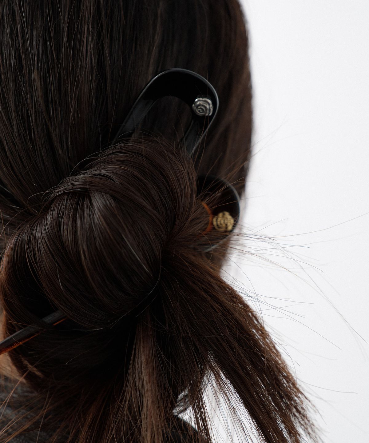 루시르주(LUCIR ZU) Rose U-Line Hair Stick (Brown)
