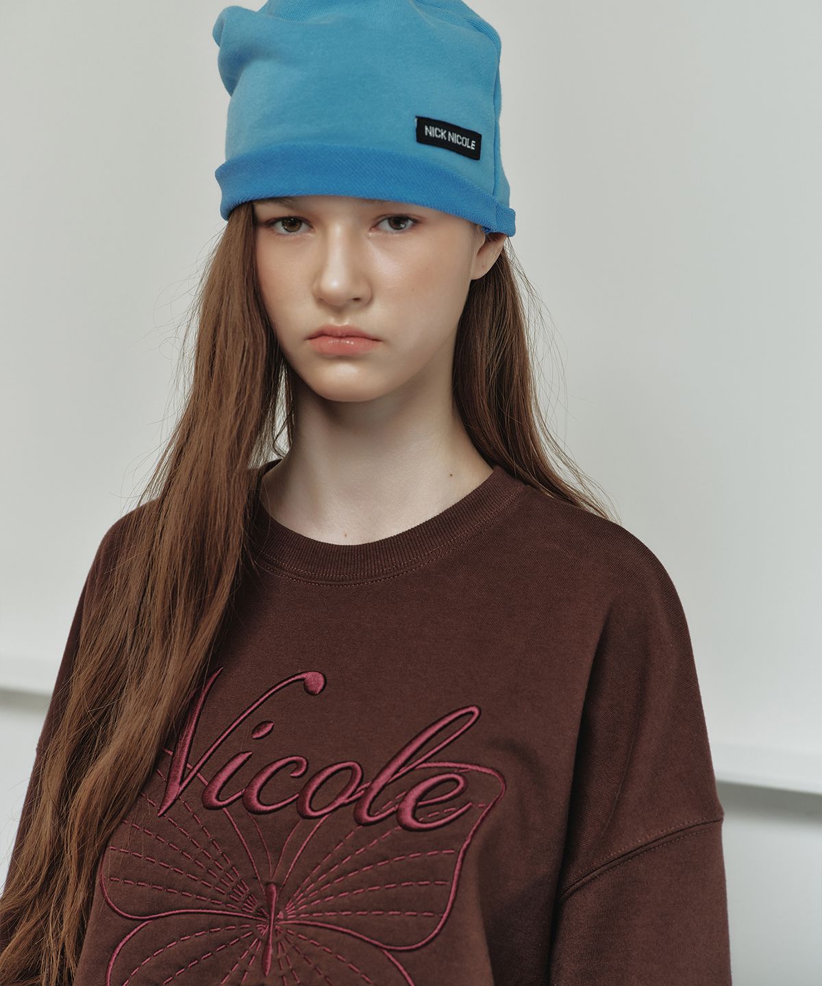 닉앤니콜(NICK&NICOLE) NICOLE BUTTERFLY SWEATSHIRT_BROWN